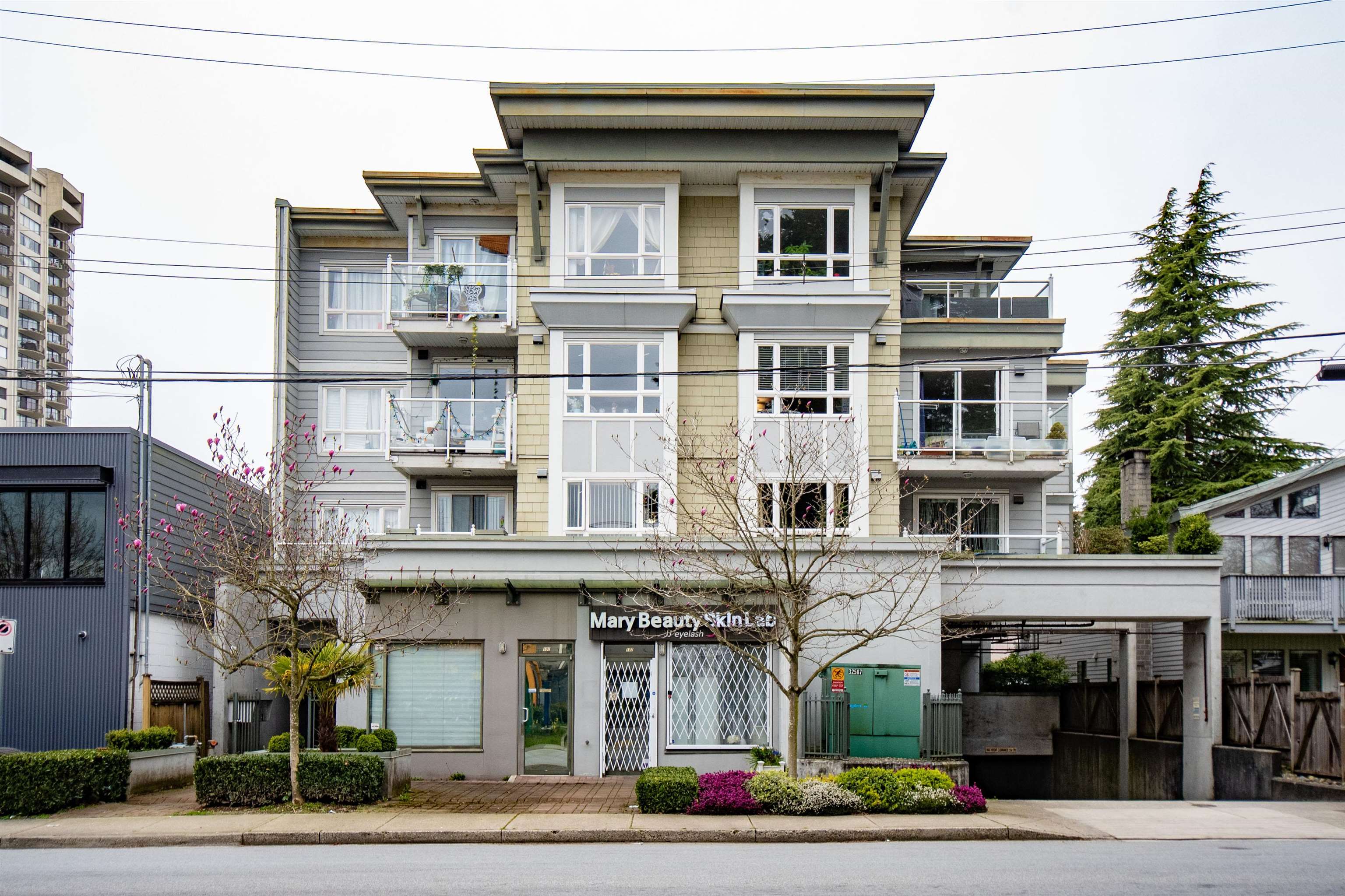 401 1629 Garden Avenue - MLS&reg; # R3105269