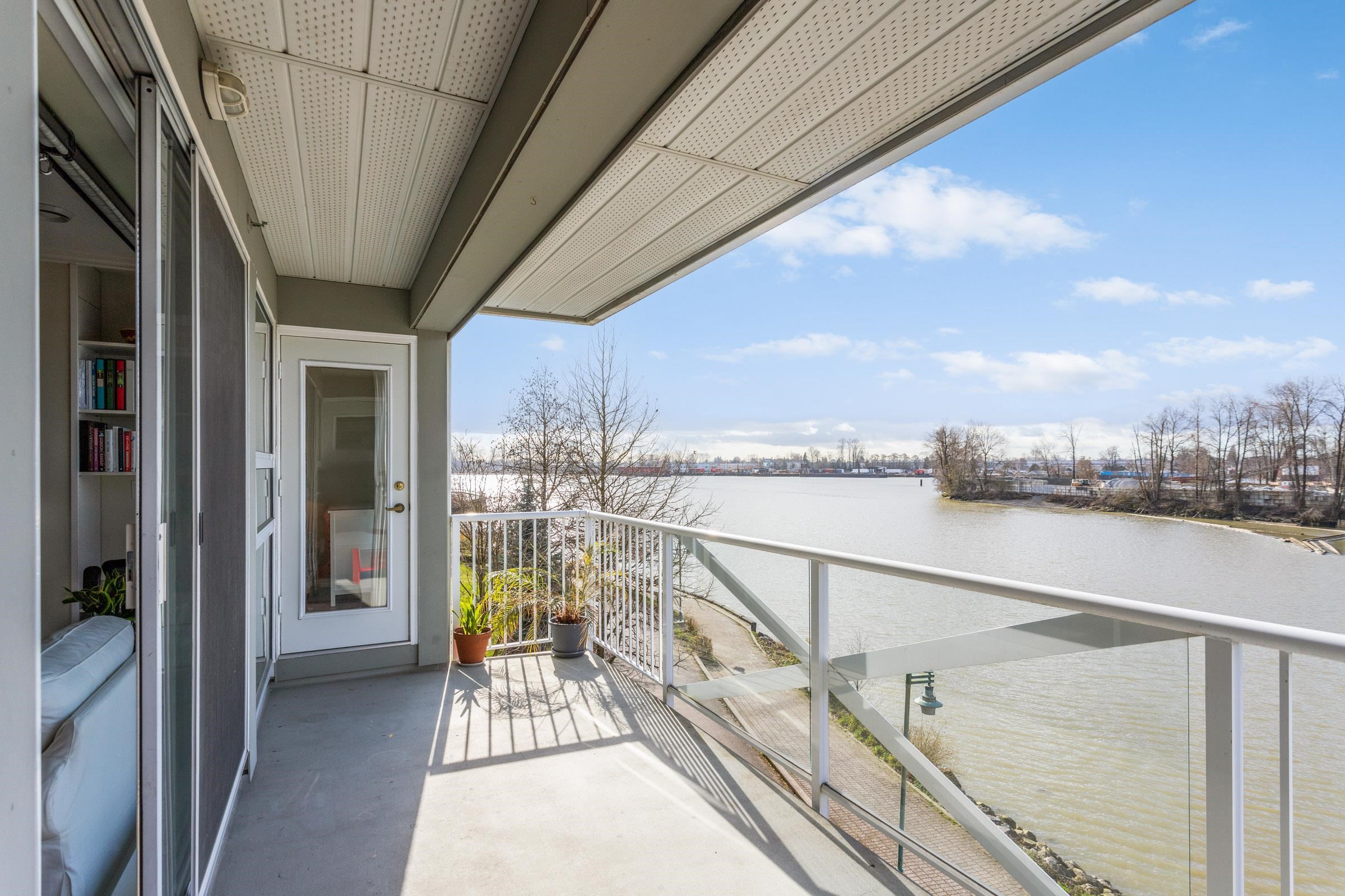 306 1820 Kent Avenue South  - MLS&reg; # R3106102