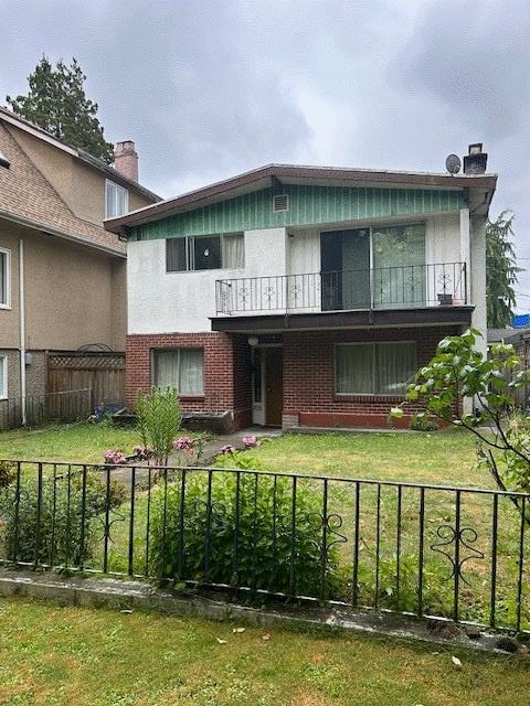  1320 11th Avenue - MLS&reg; # R3108405