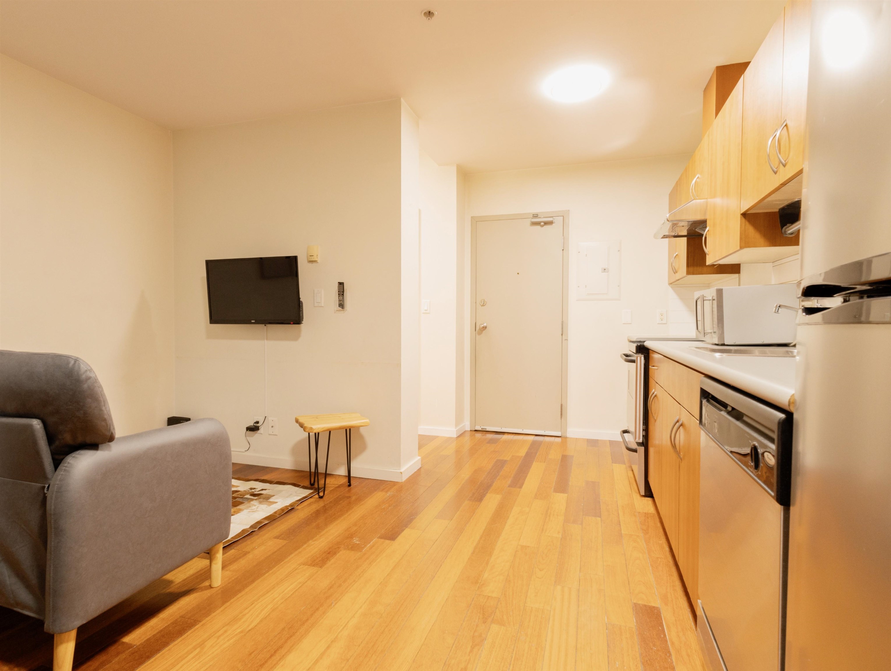 303 440 Richards Street  - MLS&reg; # R3109142