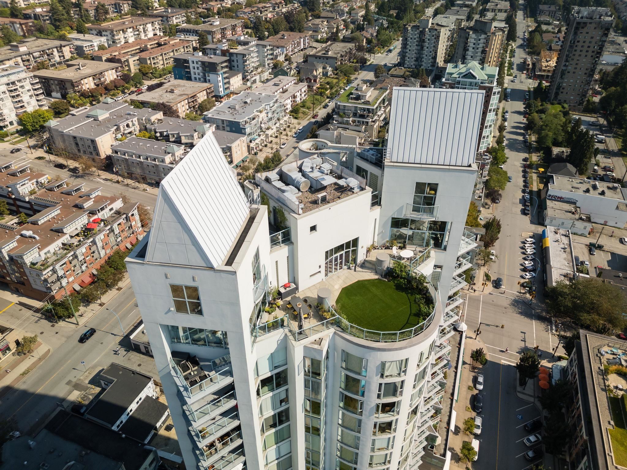 2901 120 2nd Street - MLS&reg; # R3109275