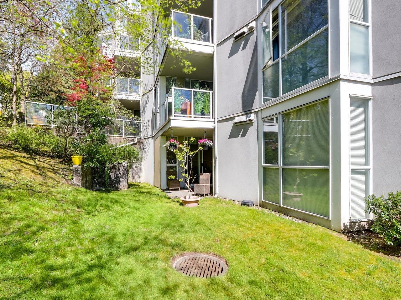 3 8420 Jellicoe Street - MLS&reg; # R3111948