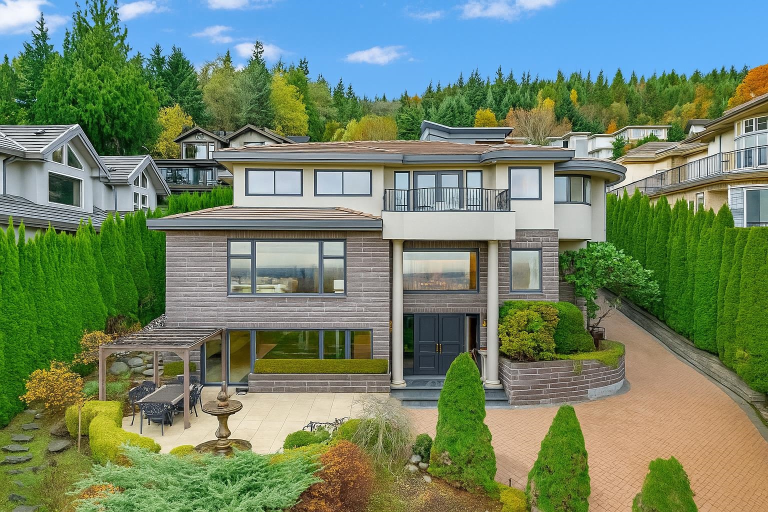  1525 Errigal Place - MLS&reg; # R3115117