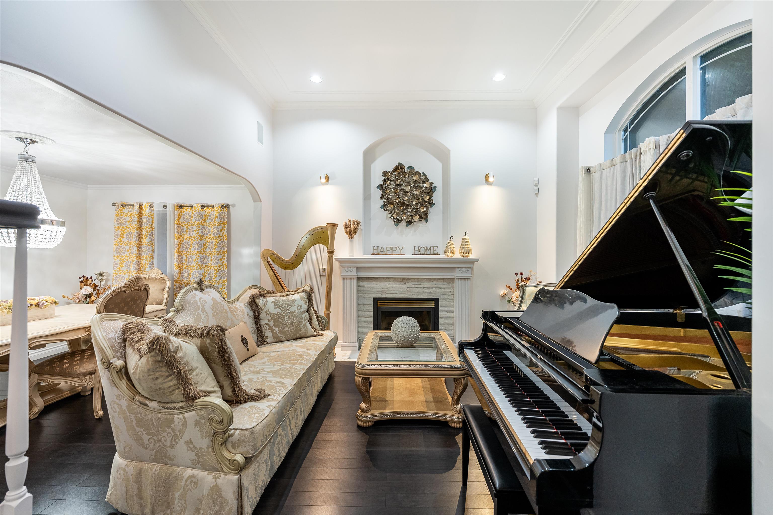  887 Riverside Drive - MLS&reg; # R3115953