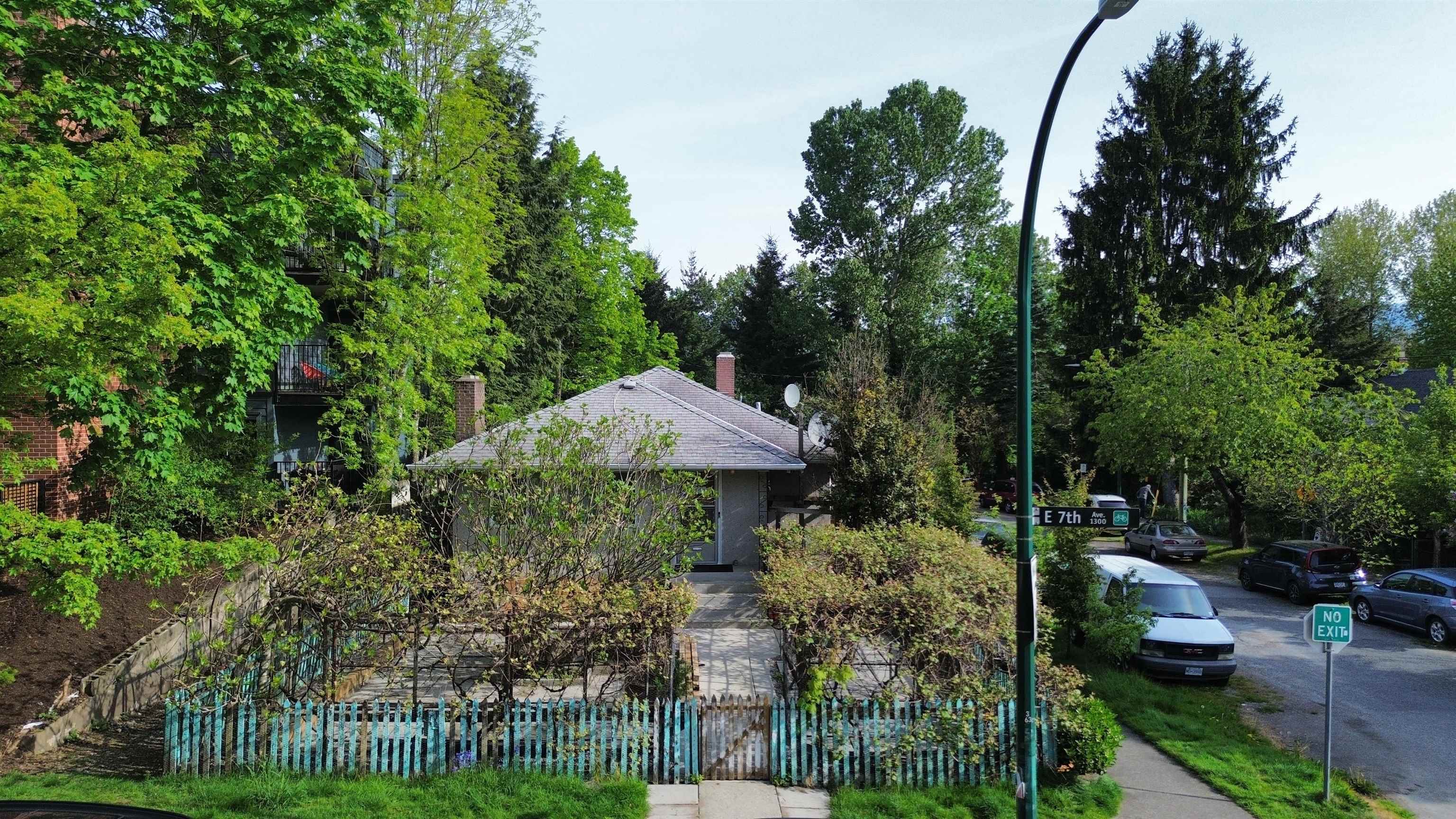  1385 7th Avenue - MLS&reg; # R3119324
