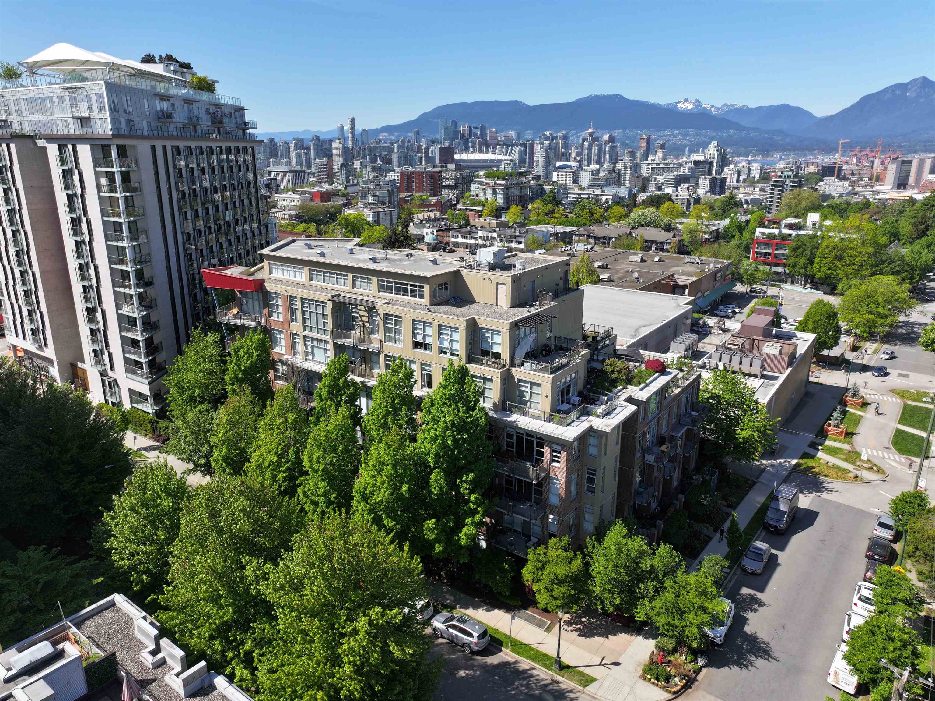 414 2635 Prince Edward Street - MLS&reg; # R3119357