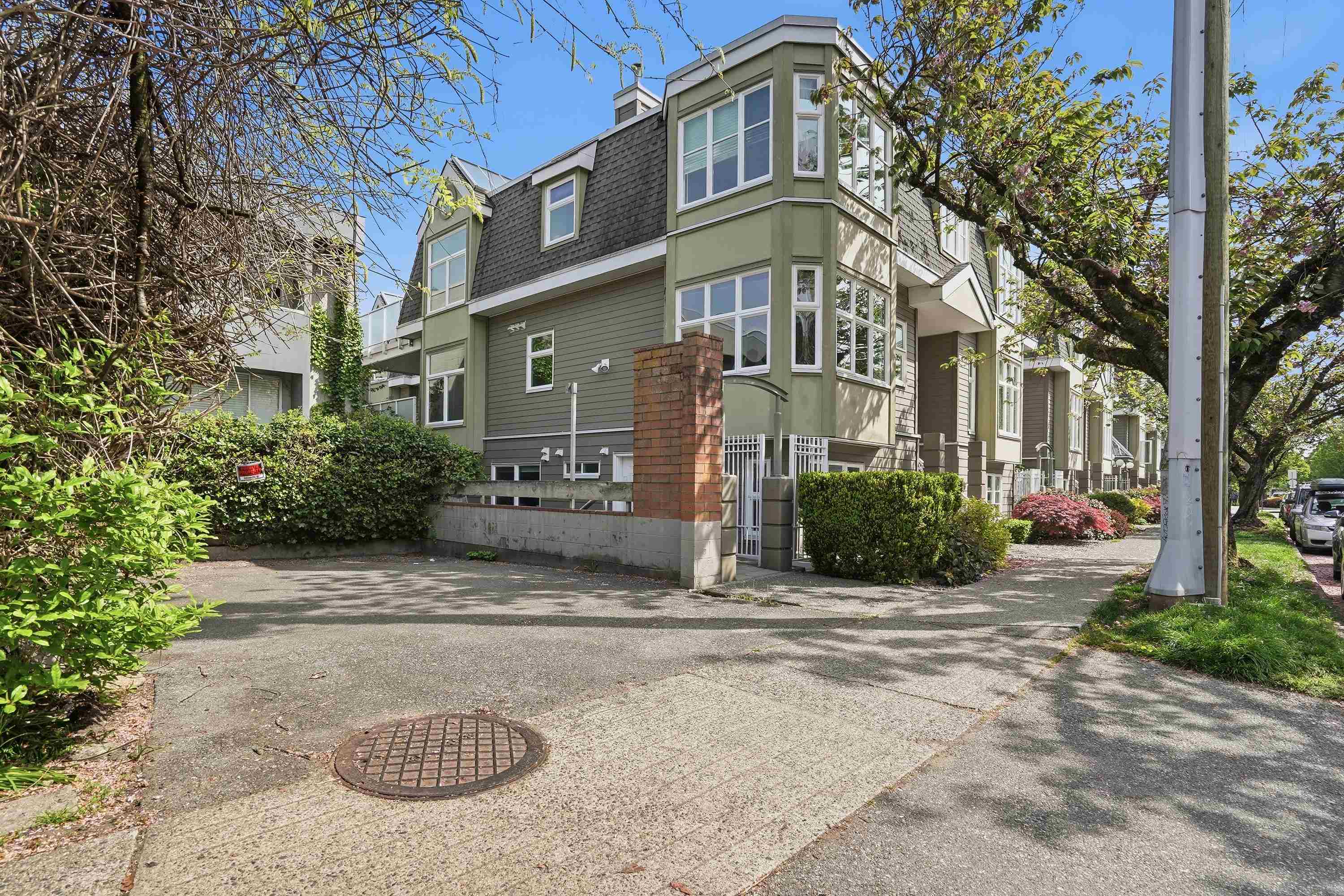  737 7th Avenue - MLS&reg; # R3120001