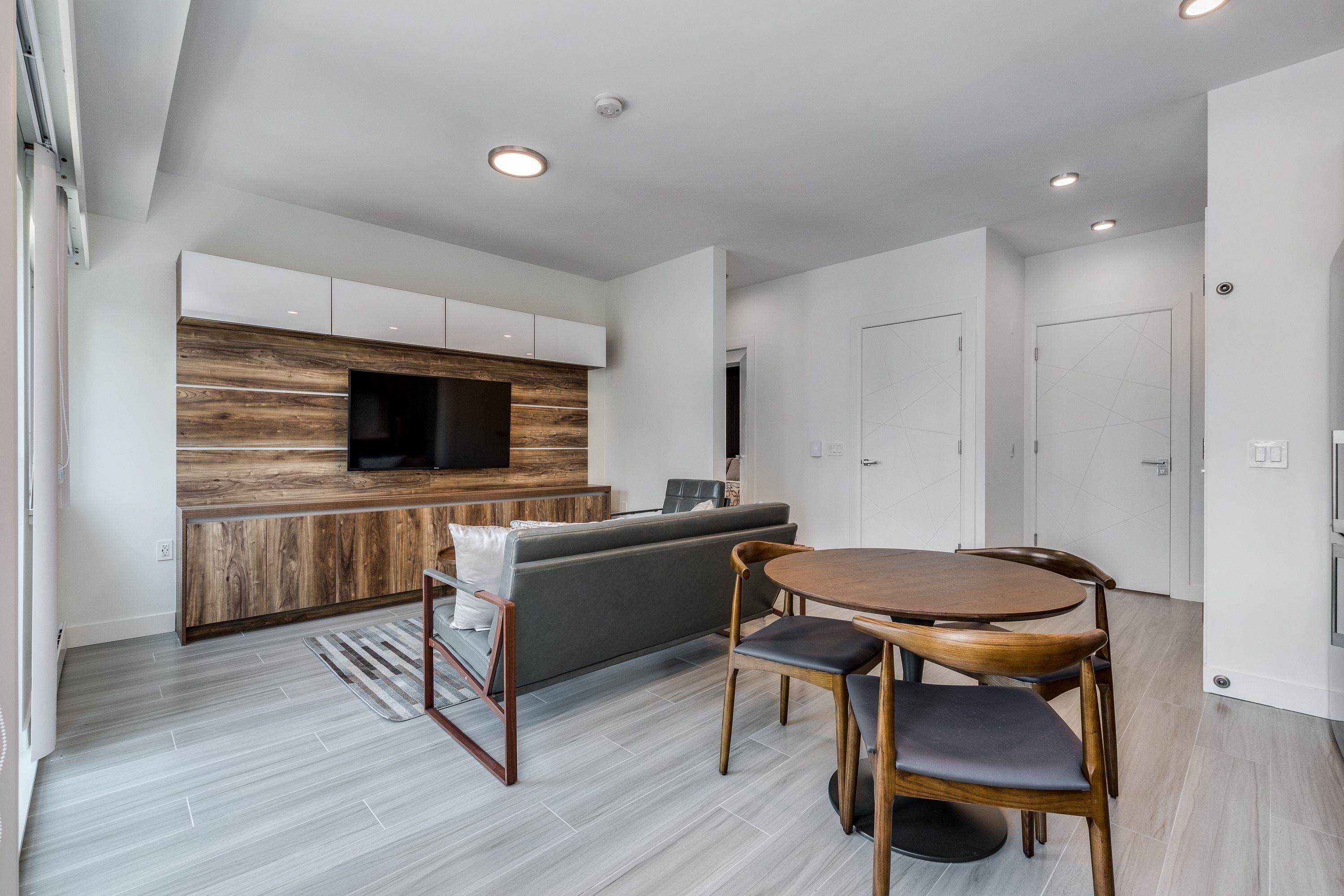 206 1168 Pendrell  - MLS&reg; # R3120122