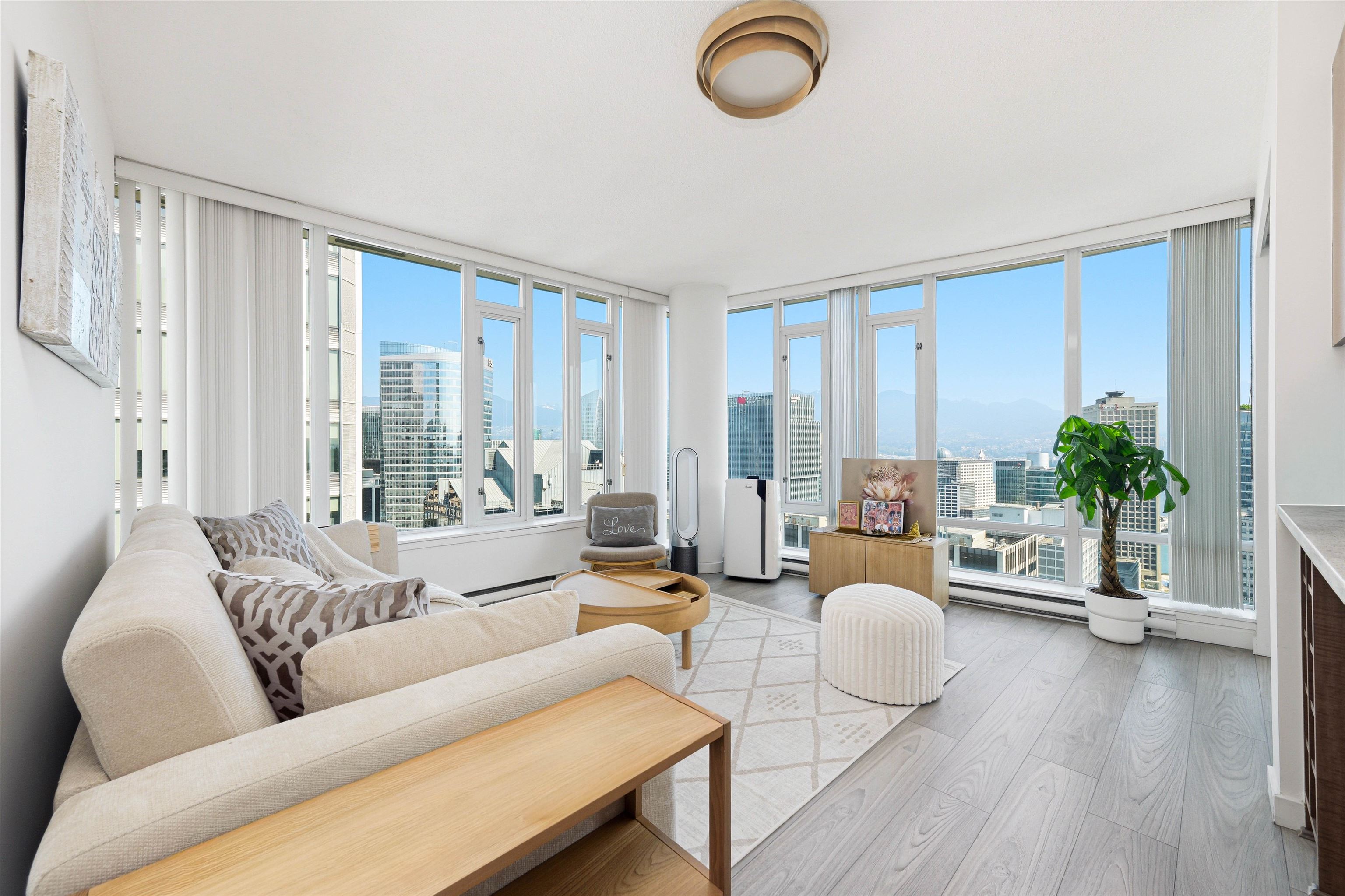3007 610 Granville Street - MLS&reg; # R3122524