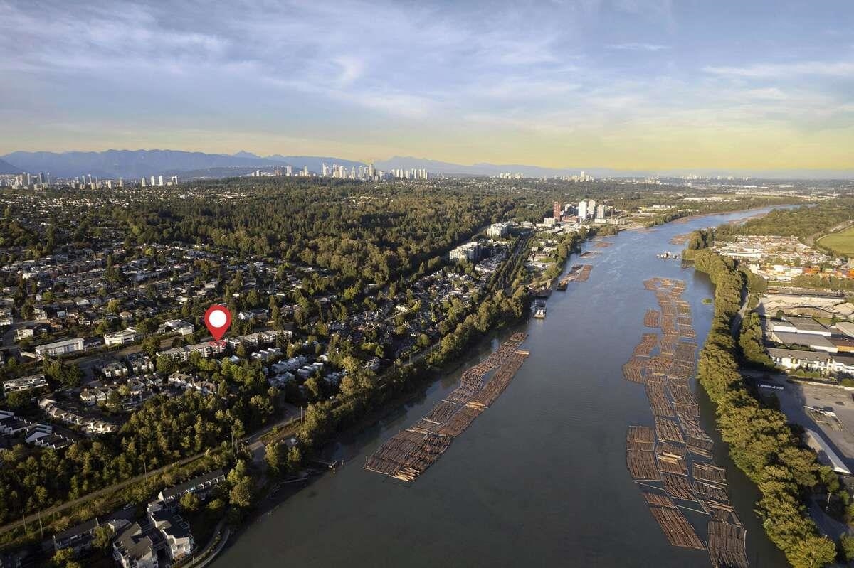 202 2250 Marine Drive - MLS&reg; # R3124031