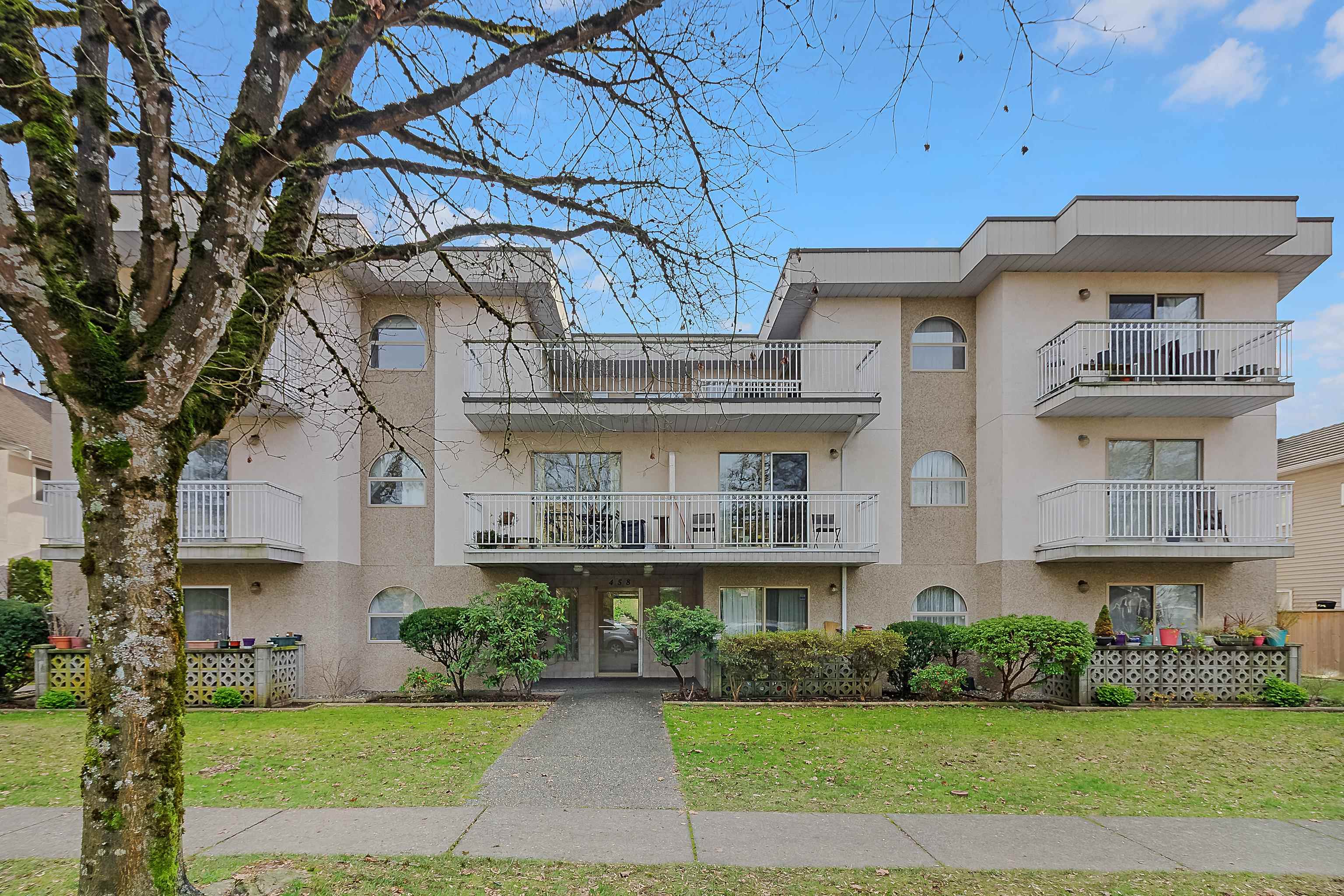 303 458 44th Avenue - MLS&reg; # R3124188