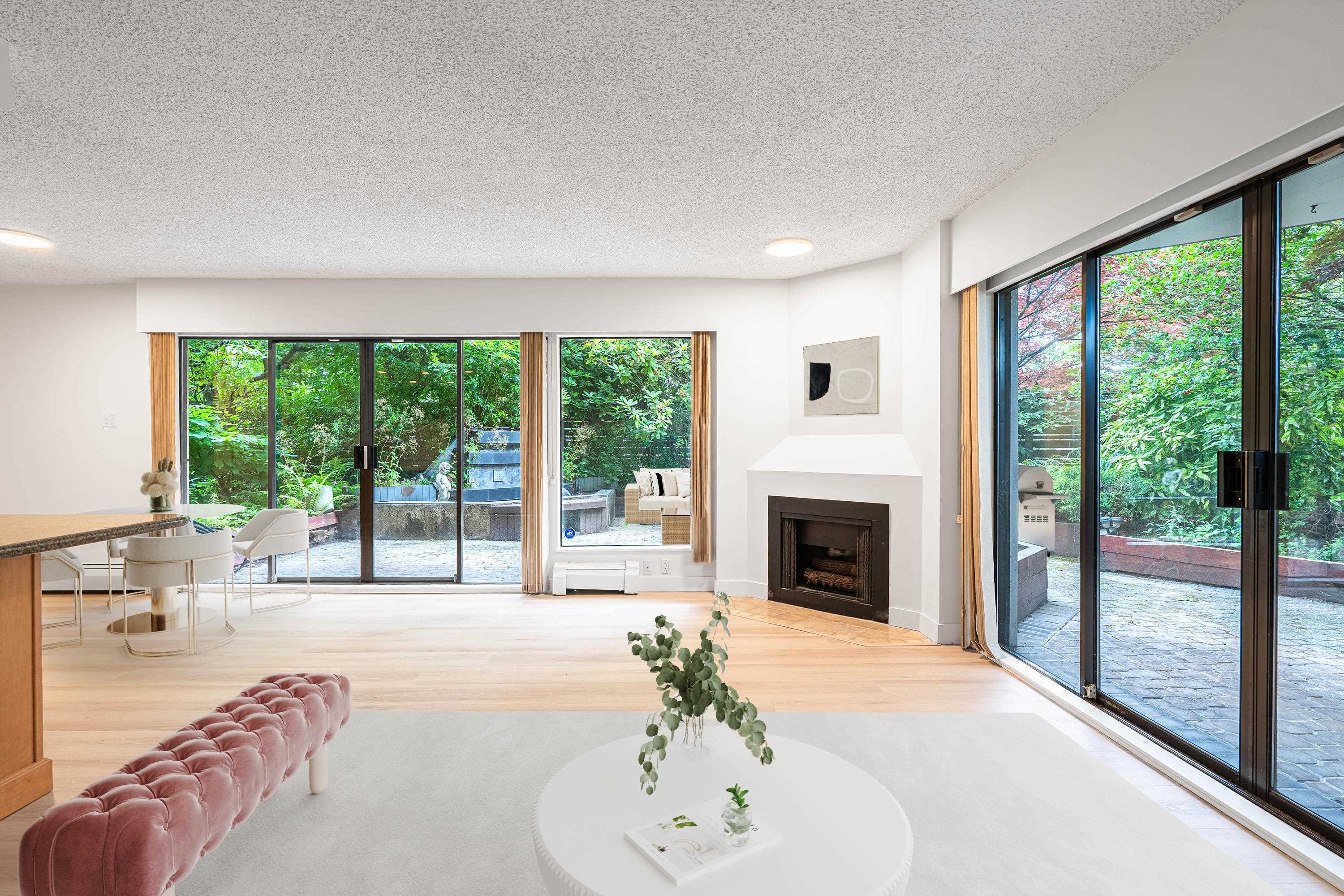 102 747 17th Street - MLS&reg; # R3124225