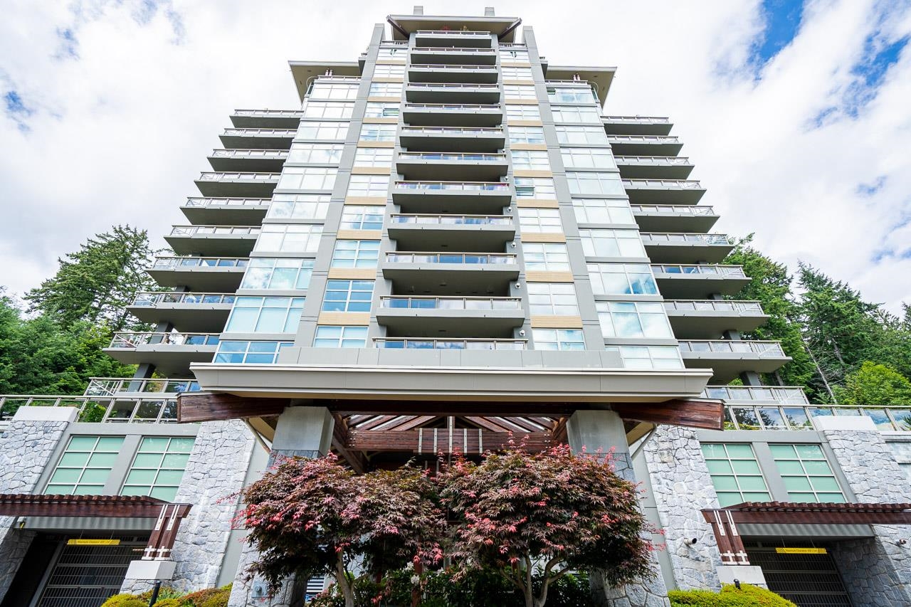 502 3335 Cypress Place - MLS&reg; # R3125853