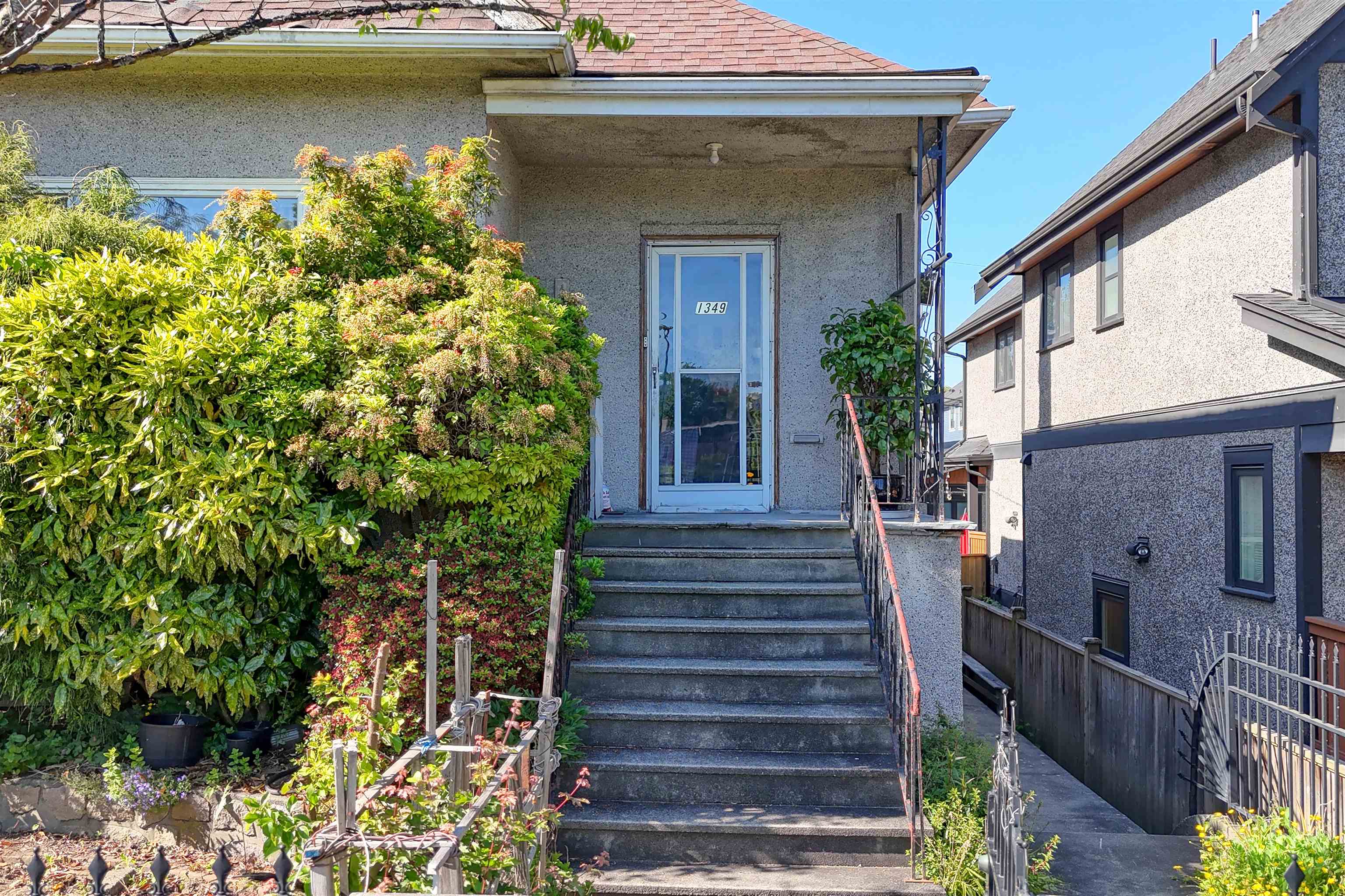  1349 14th Avenue - MLS&reg; # R3126072