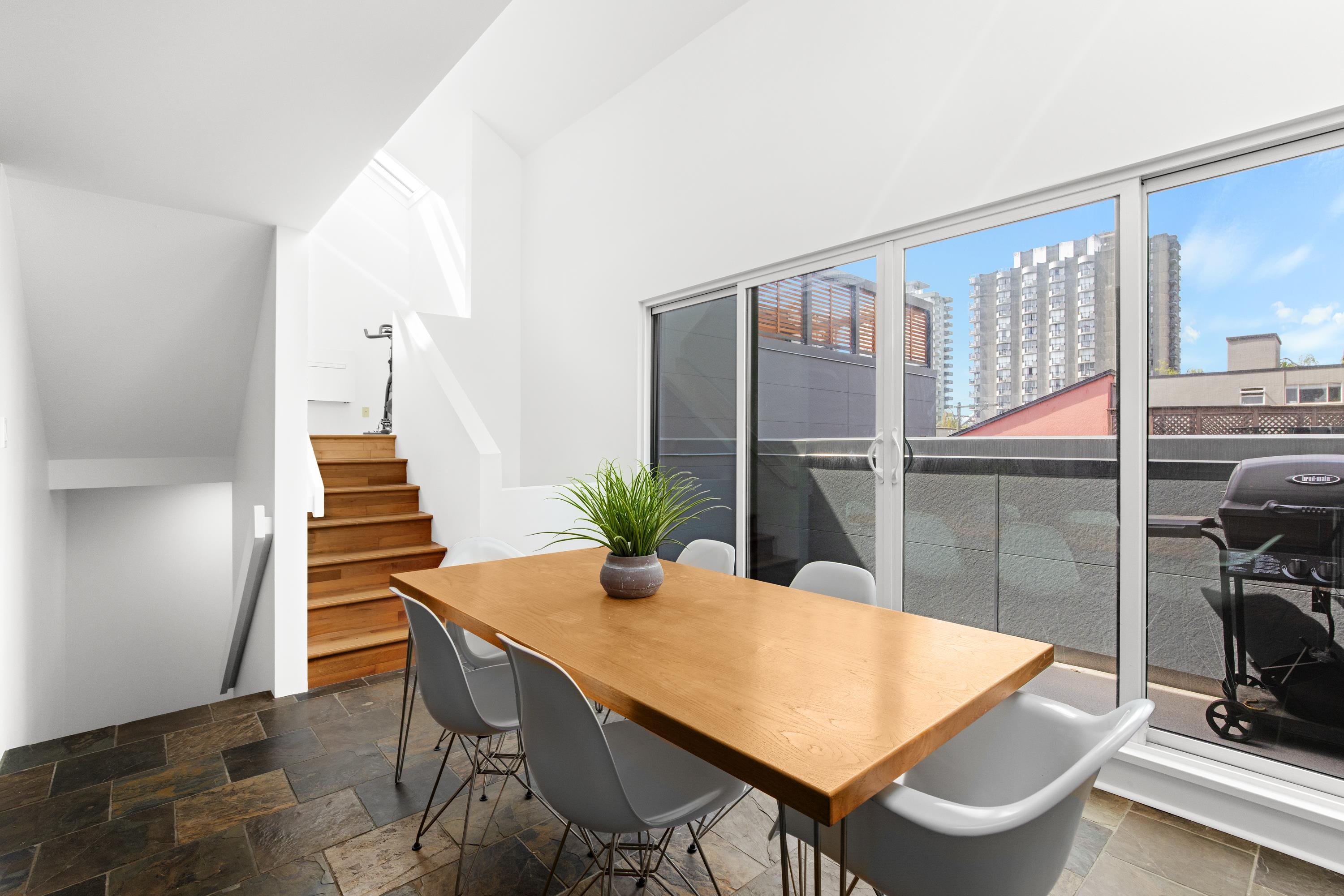 9 1934 Barclay Street - MLS&reg; # R3126362