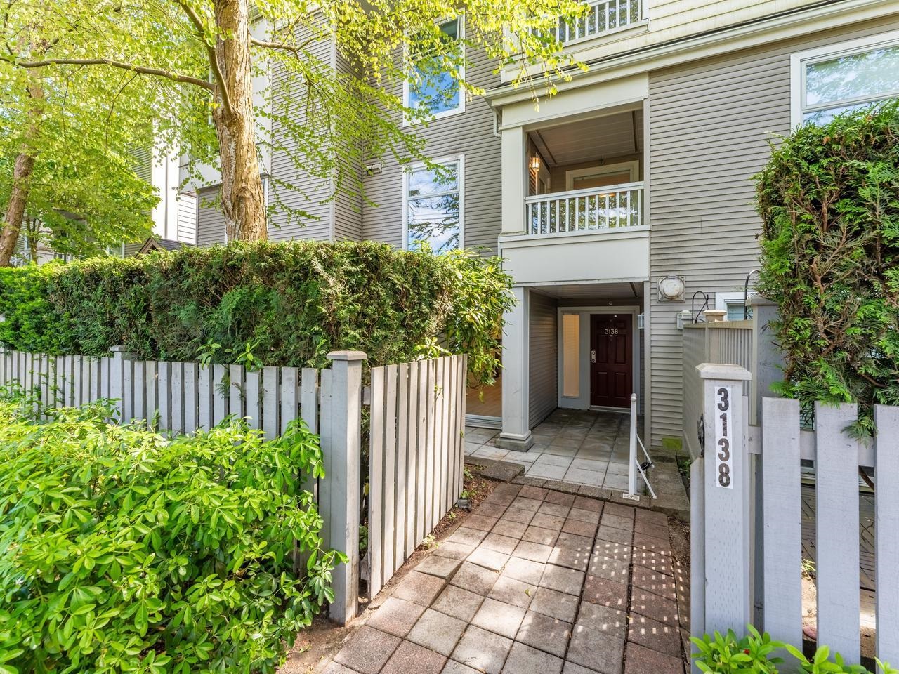  3138 4th Avenue - MLS&reg; # R3127145