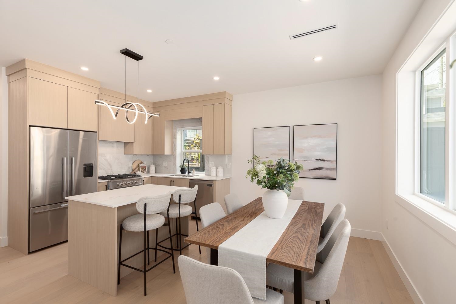 4 3635 Turner Street - MLS&reg; # R3128436