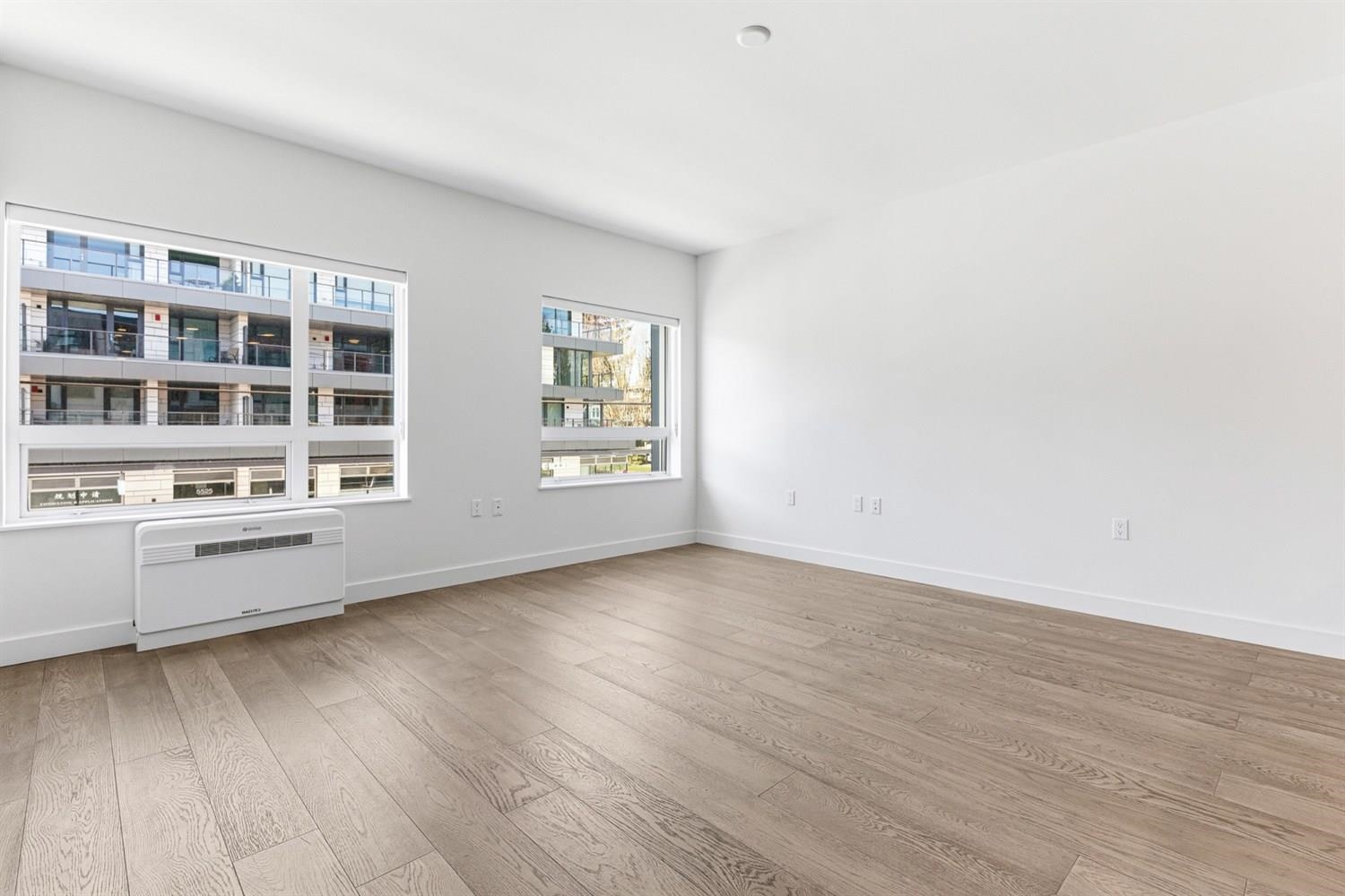 203 3590 39th Avenue - MLS&reg; # R3128590