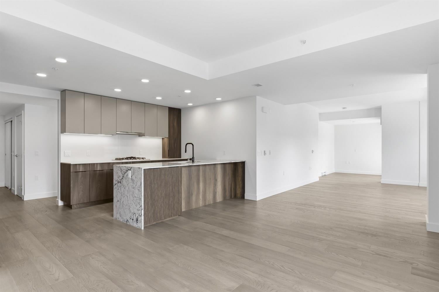 309 3590 39th Avenue - MLS&reg; # R3128876