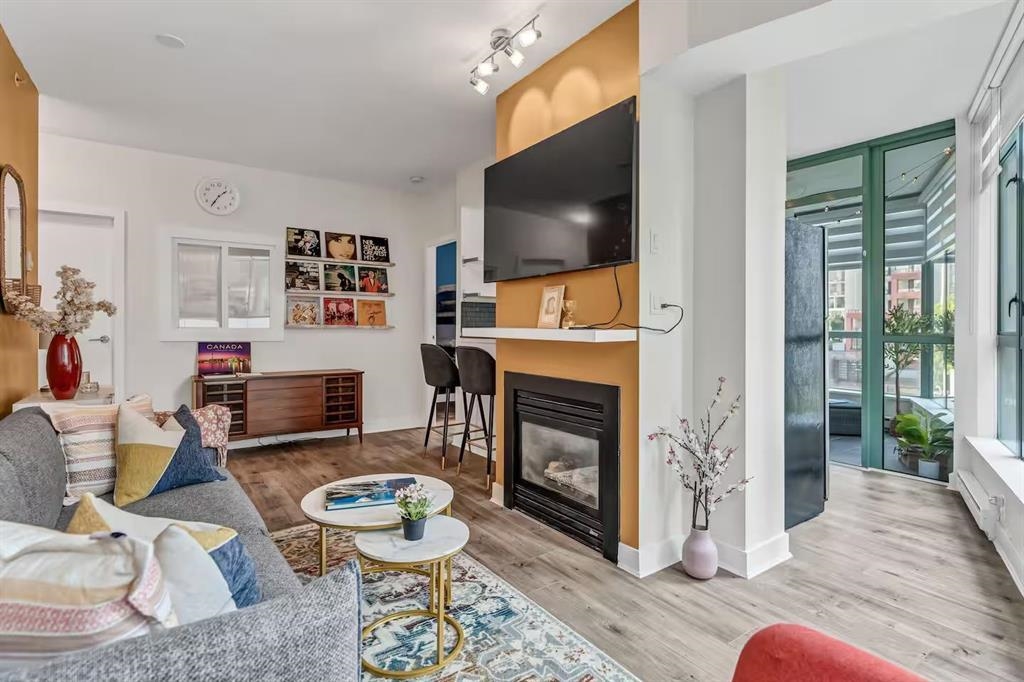 302 1238 Burrard Street - MLS&reg; # R3128986