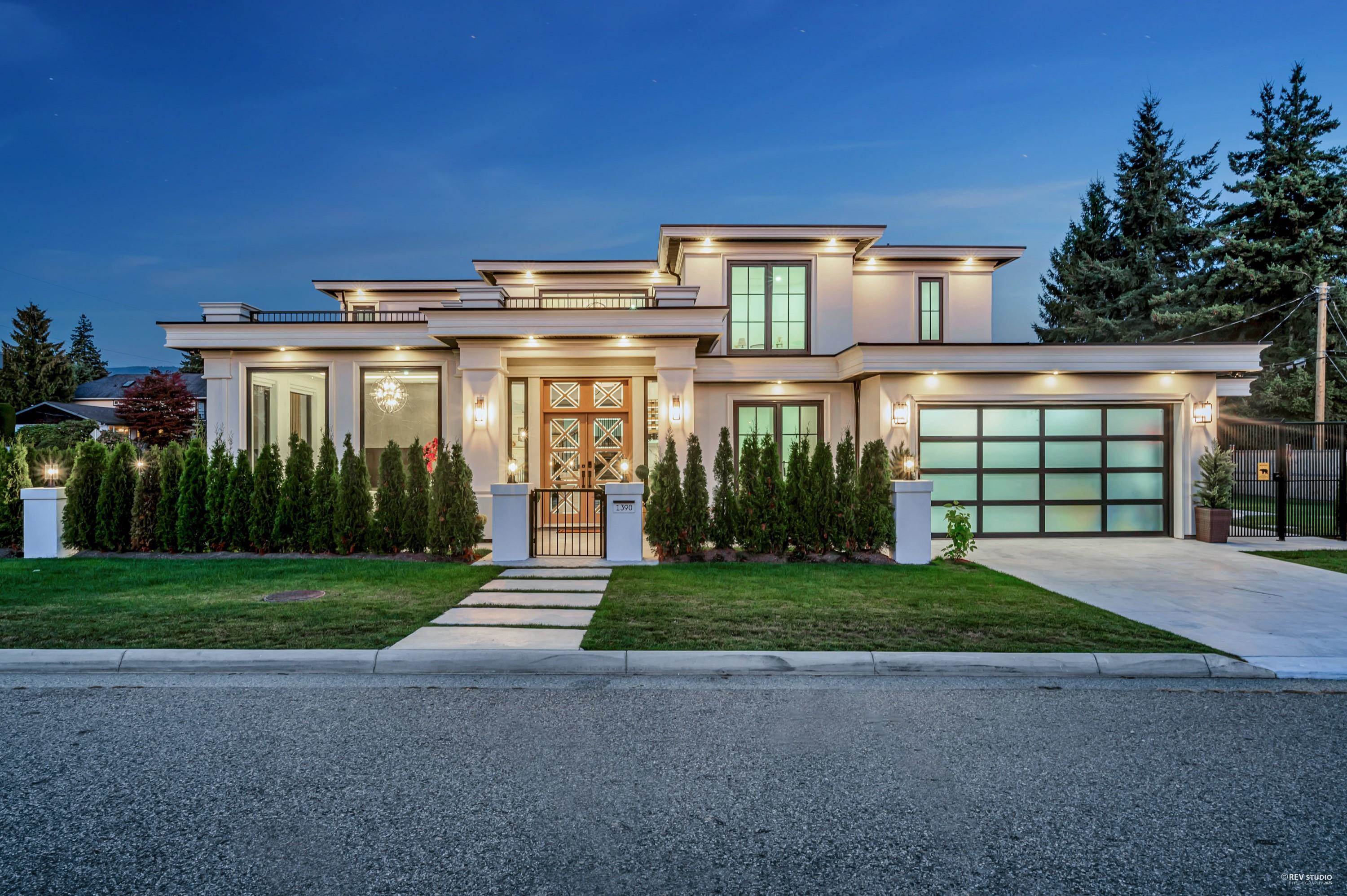  1390 Sutherland Avenue - MLS&reg; # R3129116
