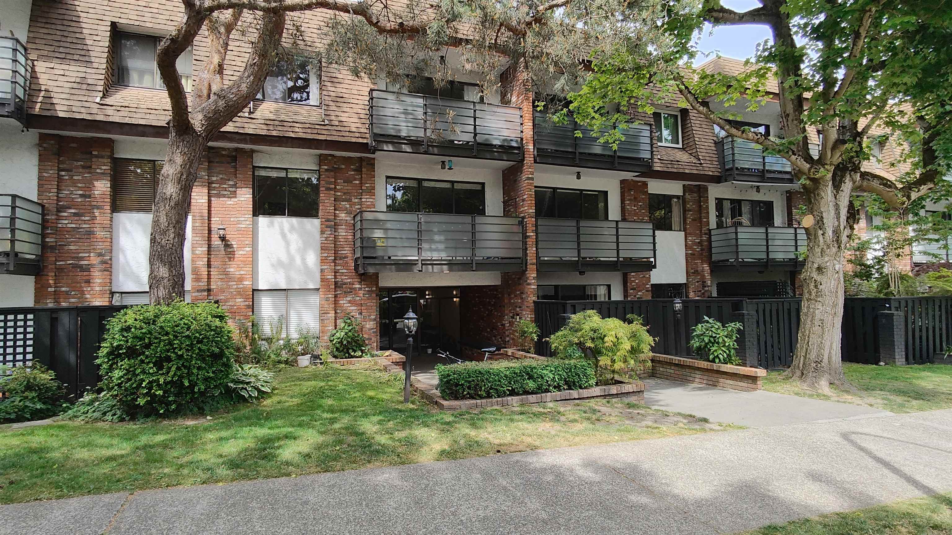 202 1933 5th Avenue - MLS&reg; # R3129839