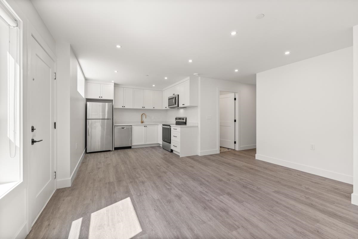 2 62 21st Avenue - MLS&reg; # R3130589