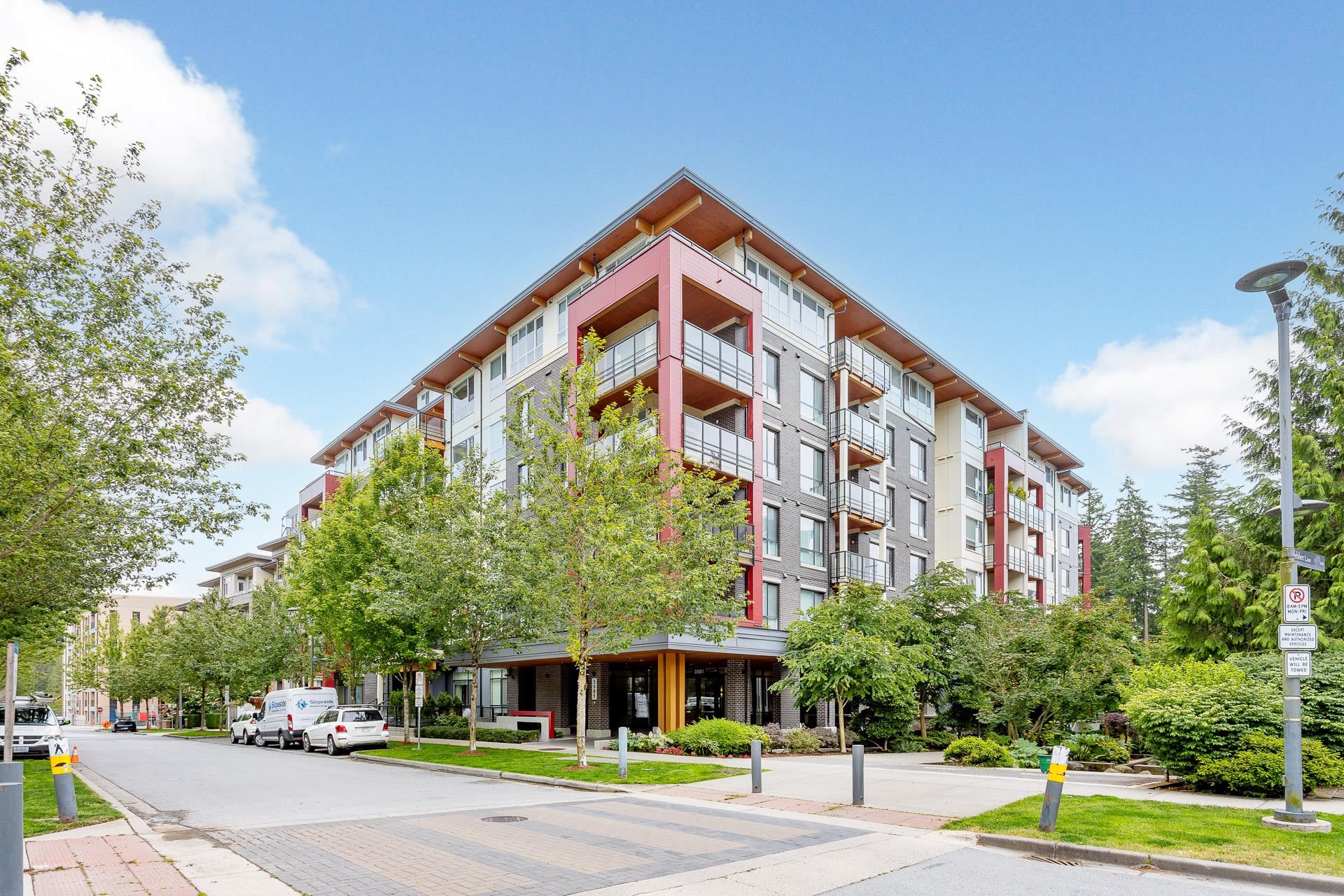 212 3581 Ross Drive - MLS&reg; # R3131924