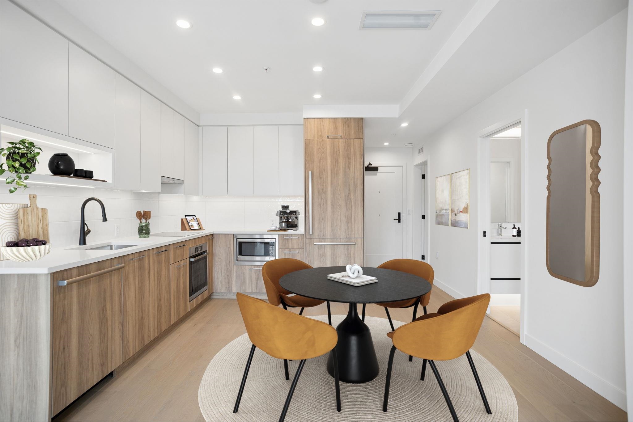 208 8398 Oak Street - MLS&reg; # R3132543