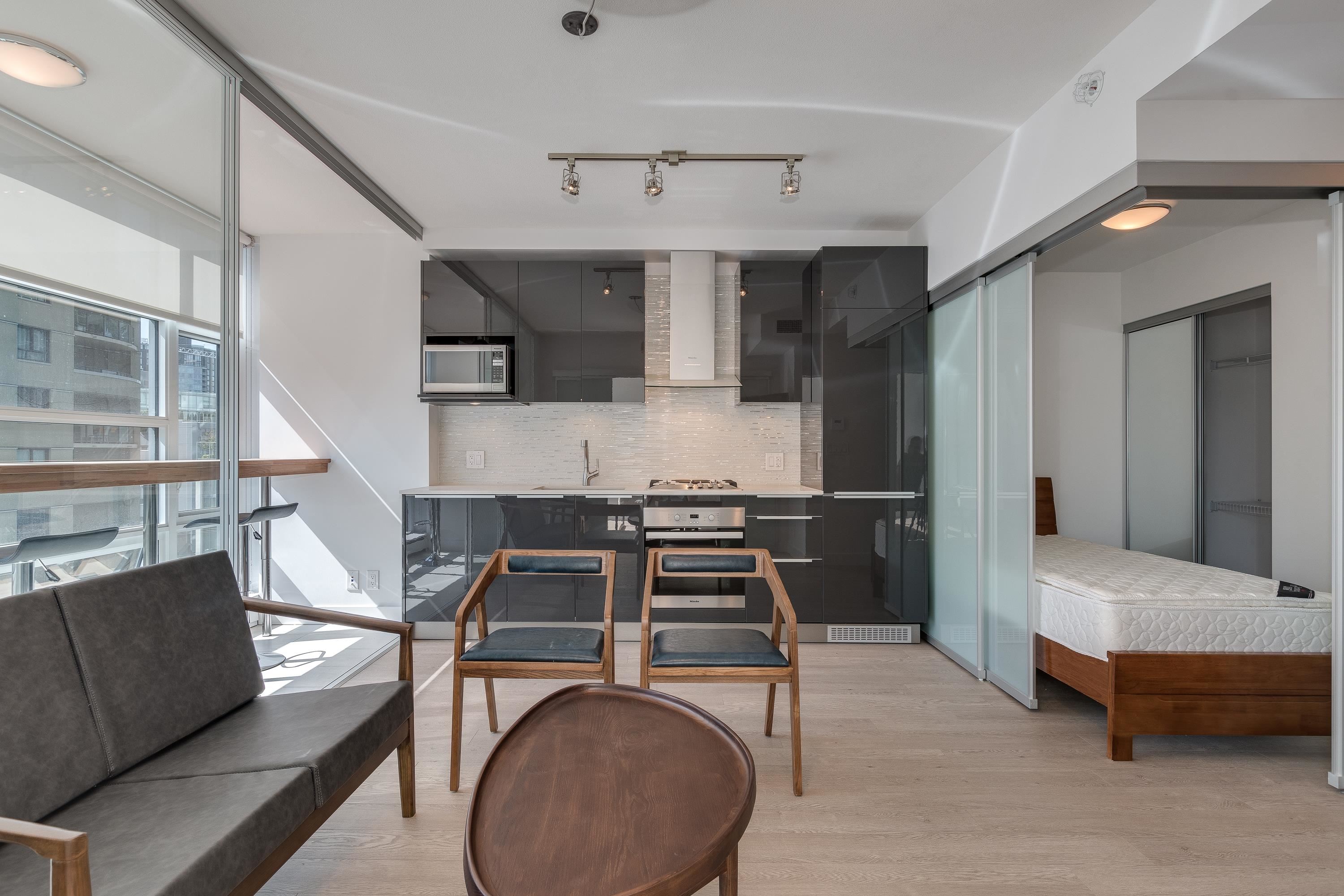 2105 1283 Howe Street  - MLS&reg; # R3132640