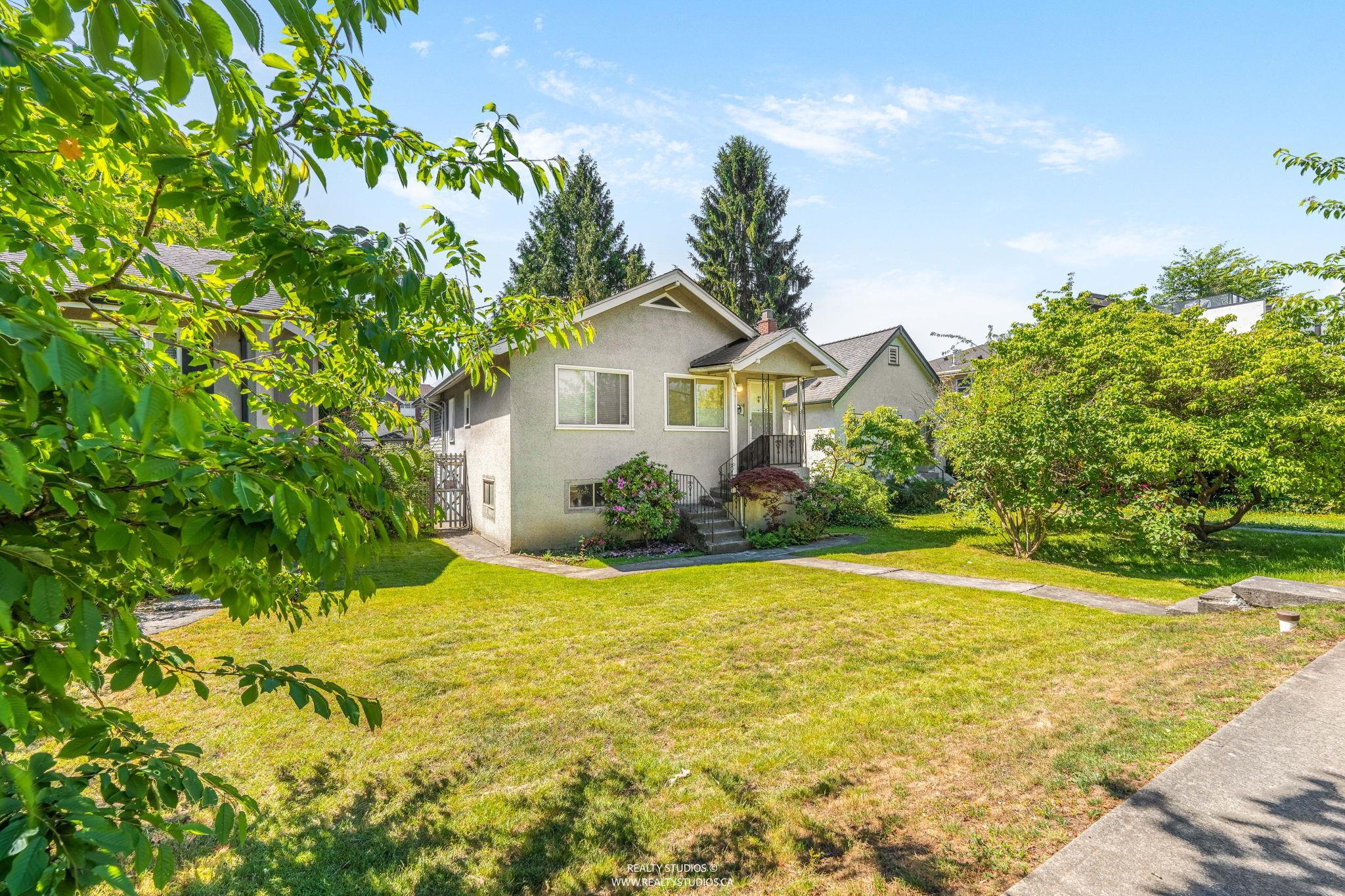  20 King Edward Avenue - MLS&reg; # R3132688