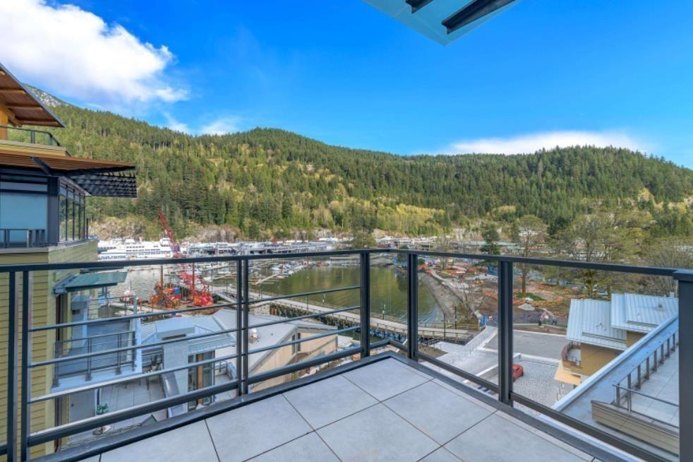 603 6699 Nelson Avenue - MLS&reg; # R3133342