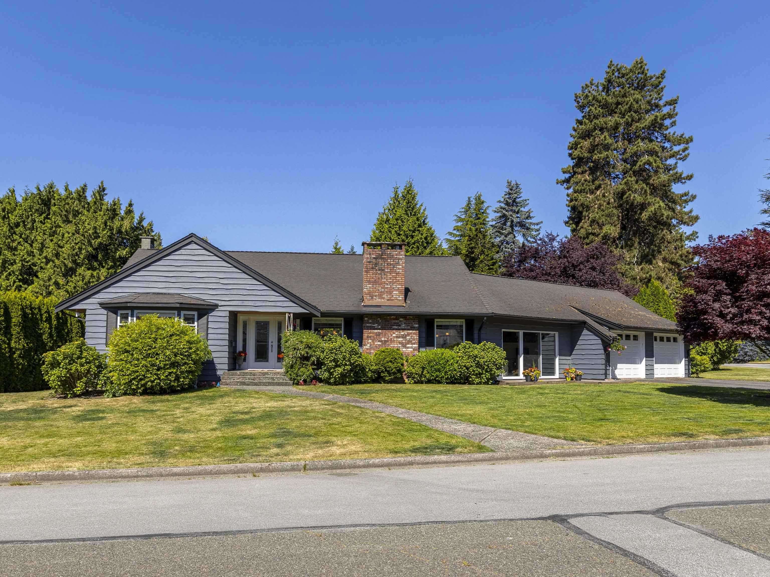  12 Sennok Crescent - MLS&reg; # R3133654