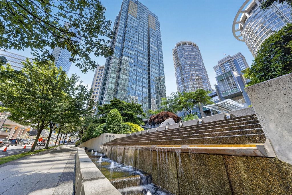 2202 1200 Georgia Street - MLS&reg; # R3134154