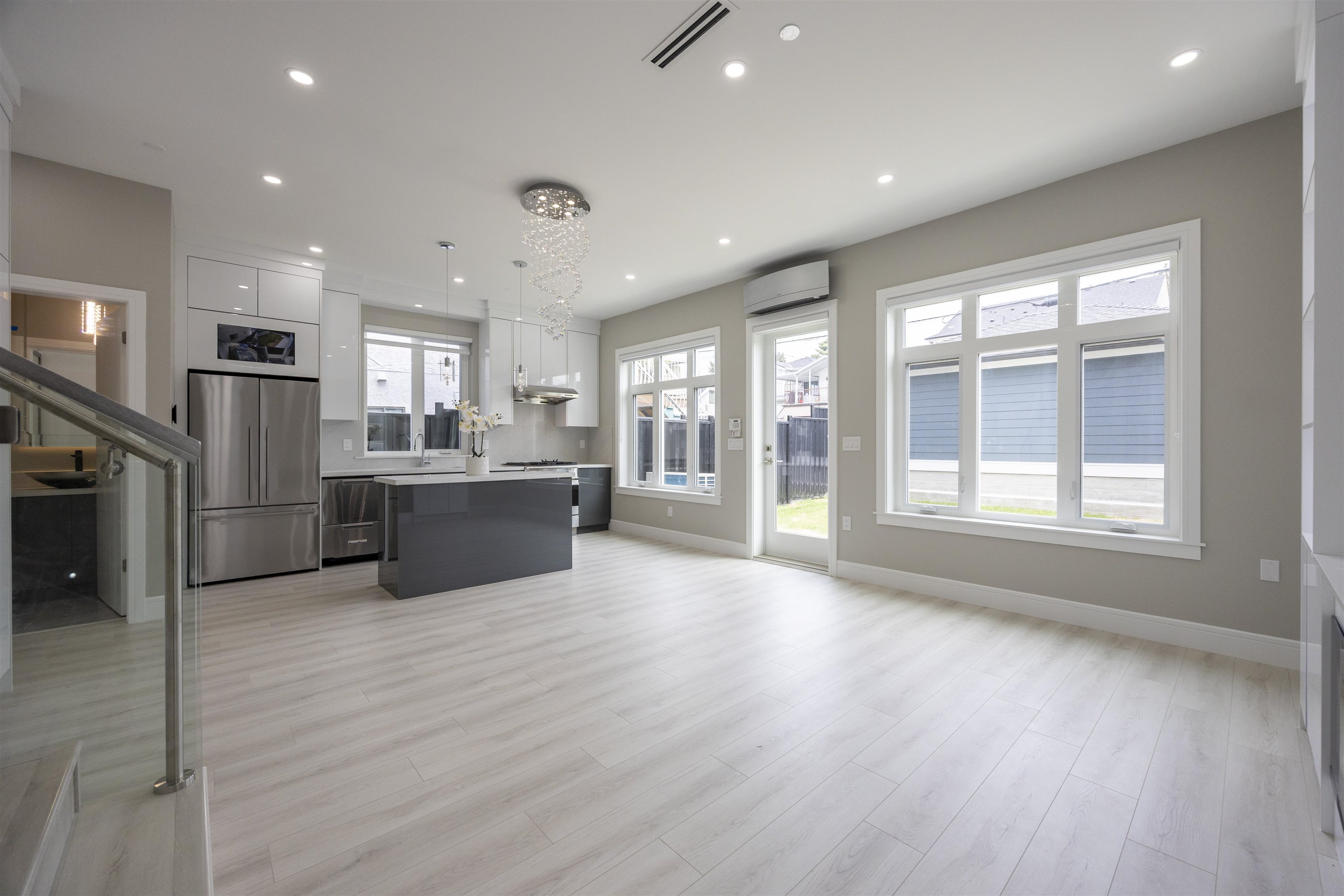 2 5808 Lanark Street - MLS&reg; # R3134316