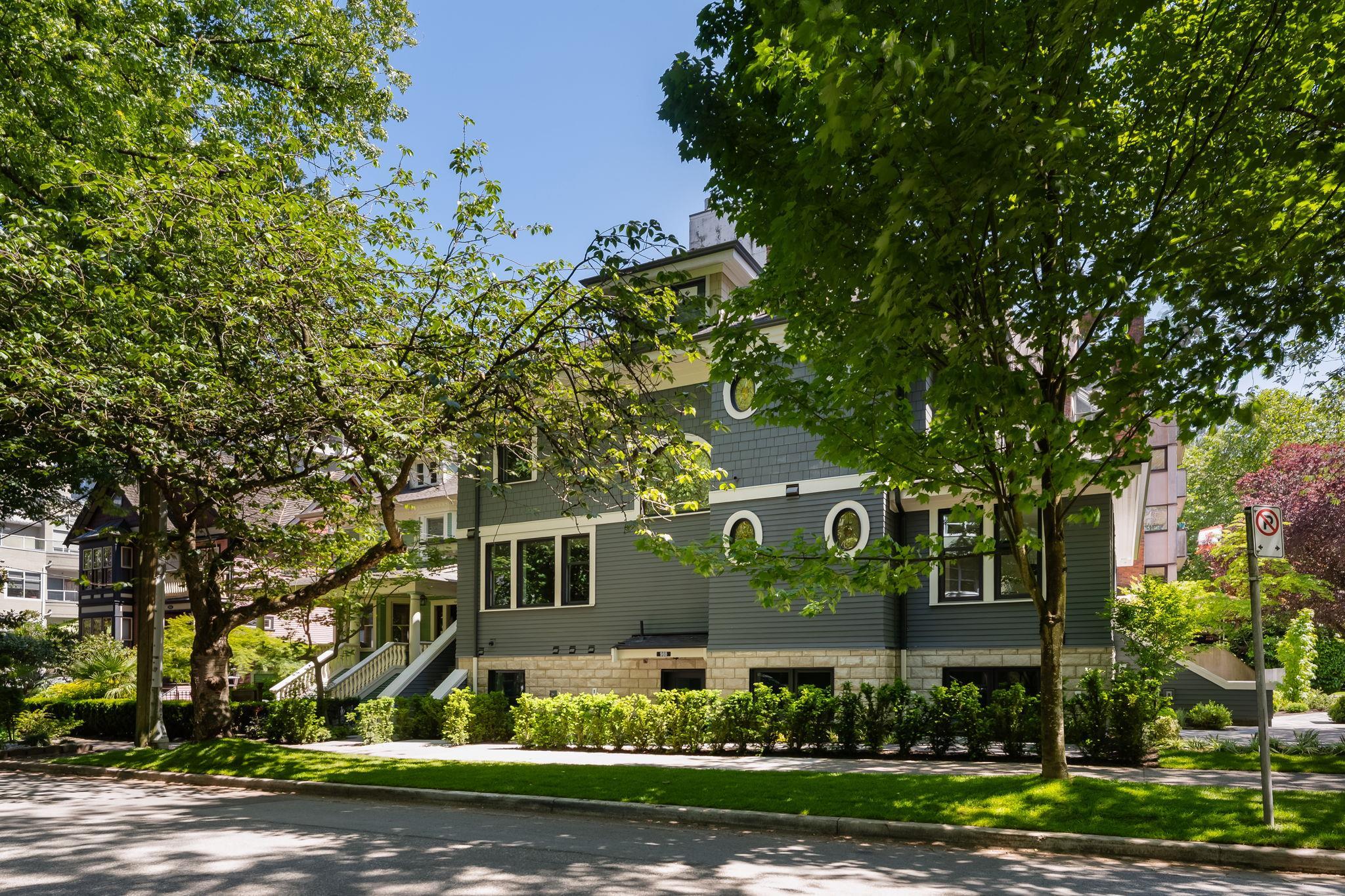  980 Bidwell Street - MLS&reg; # R3135298