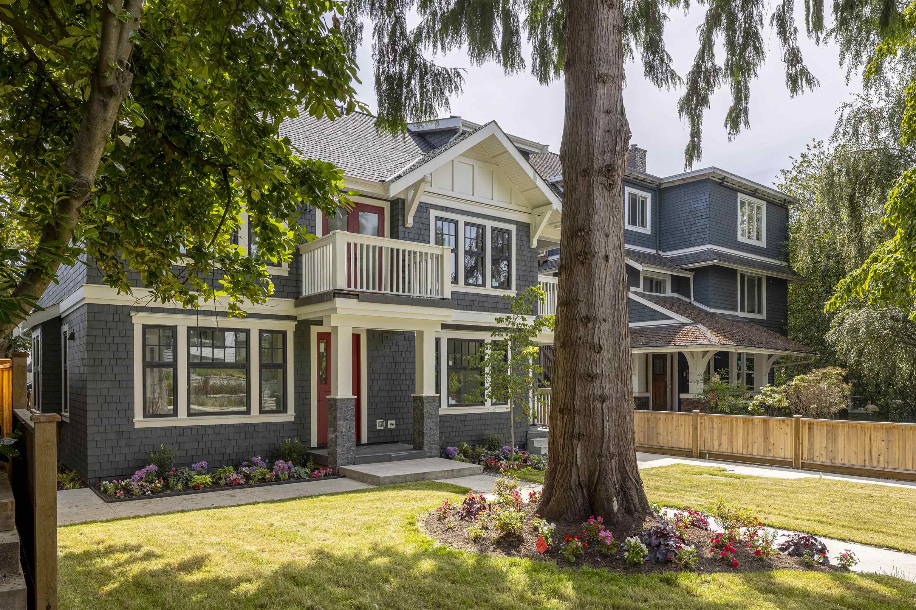  2566 2nd Avenue - MLS&reg; # R3136407