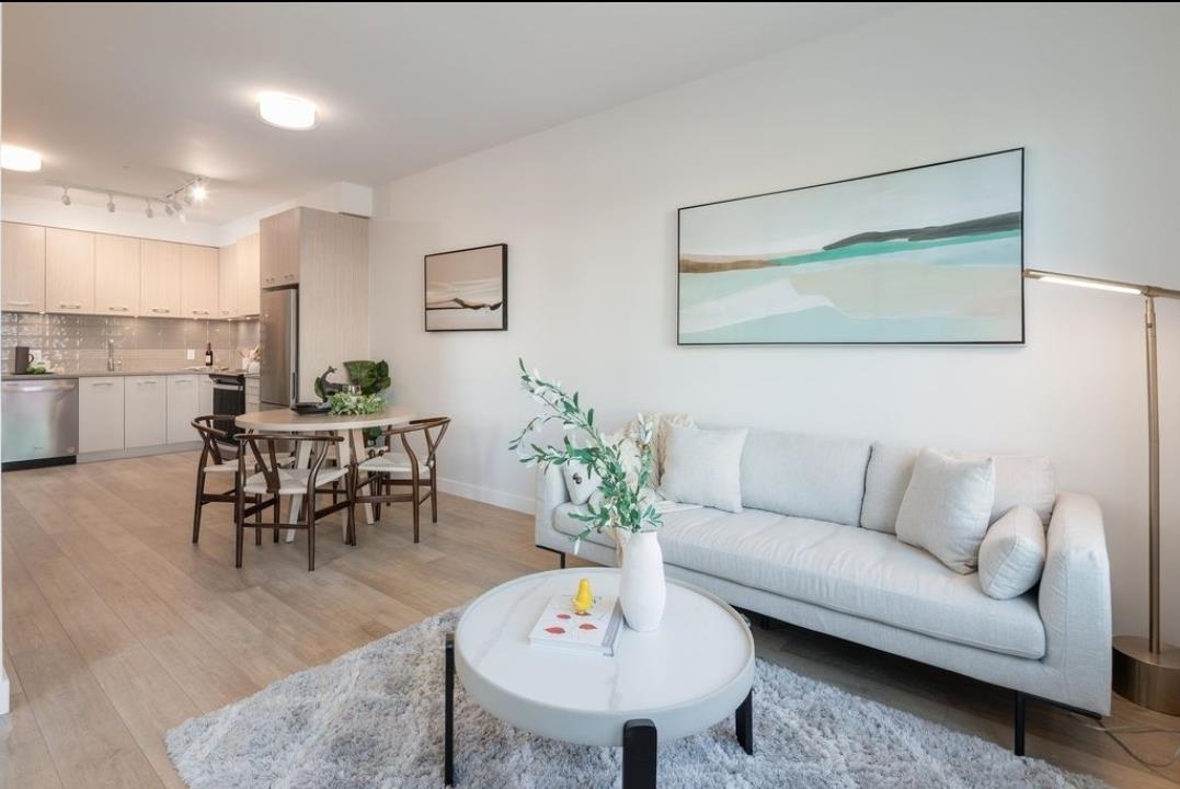 107 4933 Cladendon Avenue - MLS&reg; # R3136433
