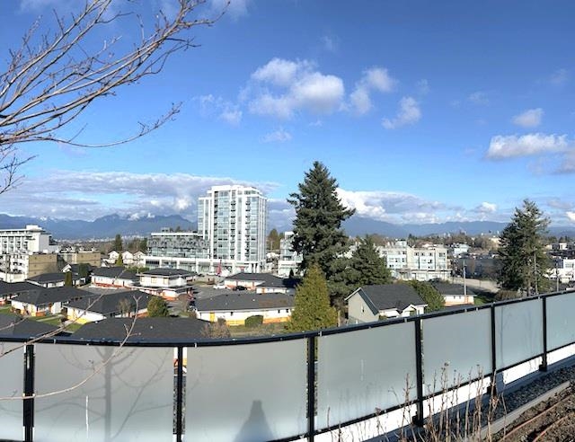 107 4933 Clarendon Avenue - MLS&reg; # R3136433