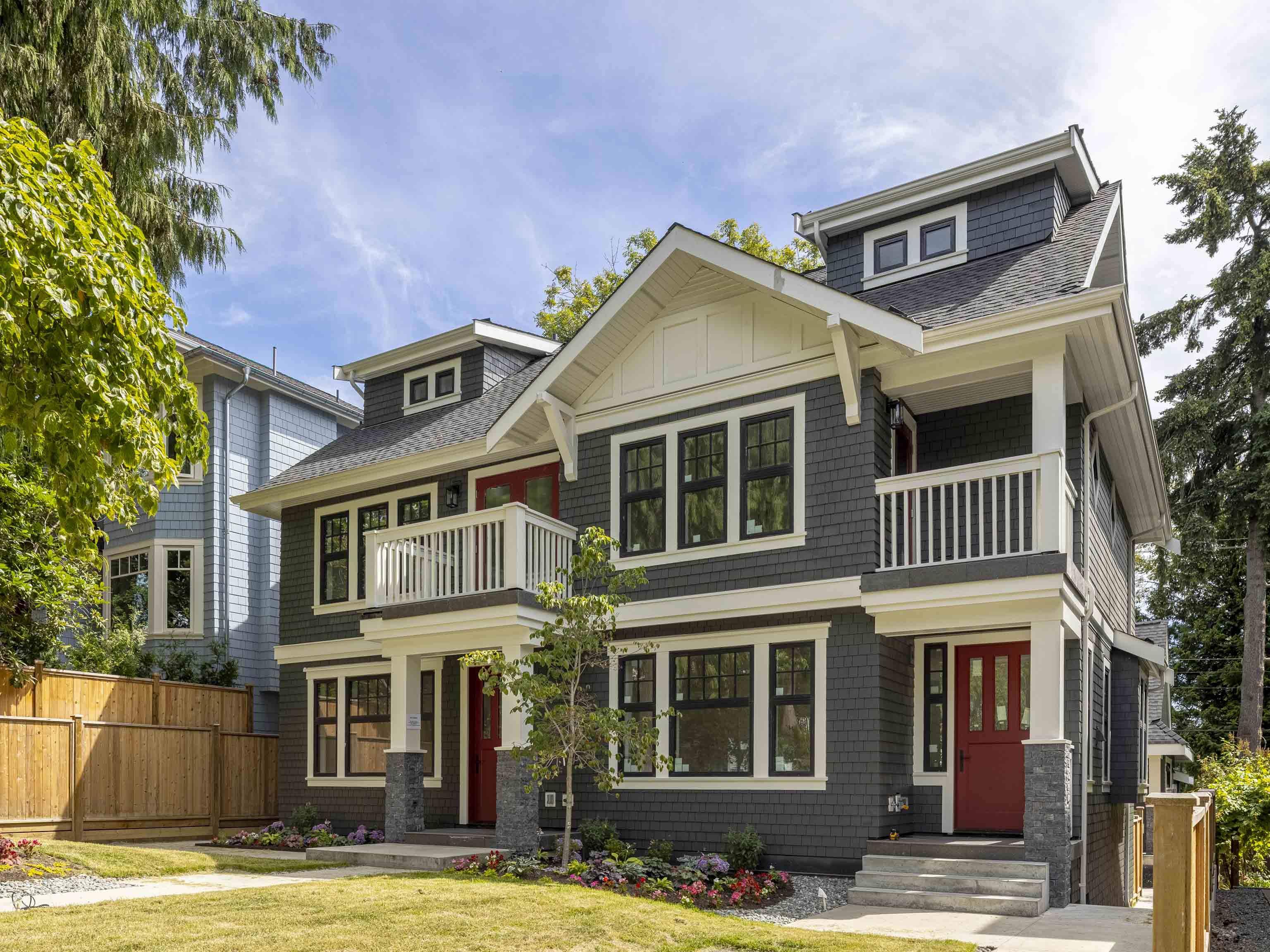  2568 2nd Avenue - MLS&reg; # R3136438