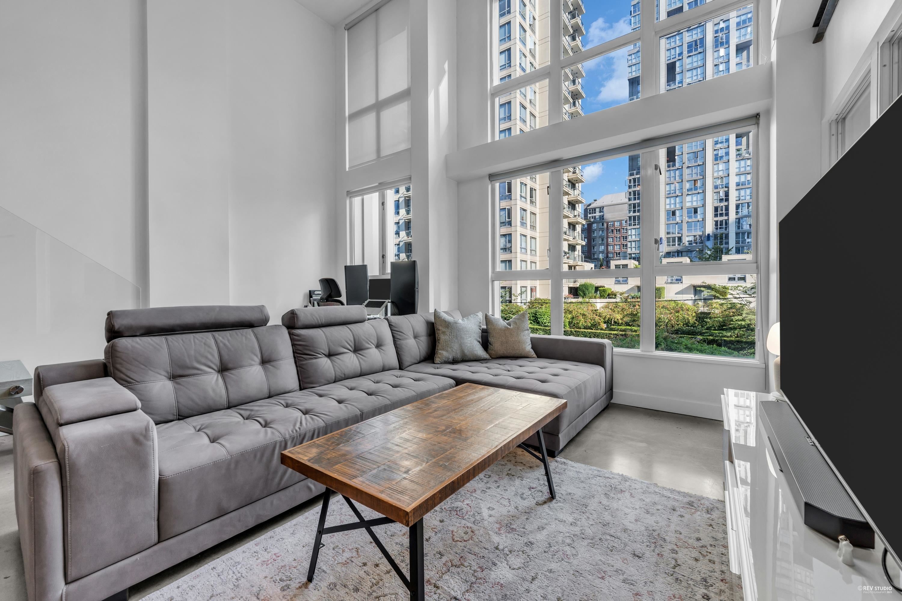 209 1238 Seymour Street - MLS&reg; # R3136588