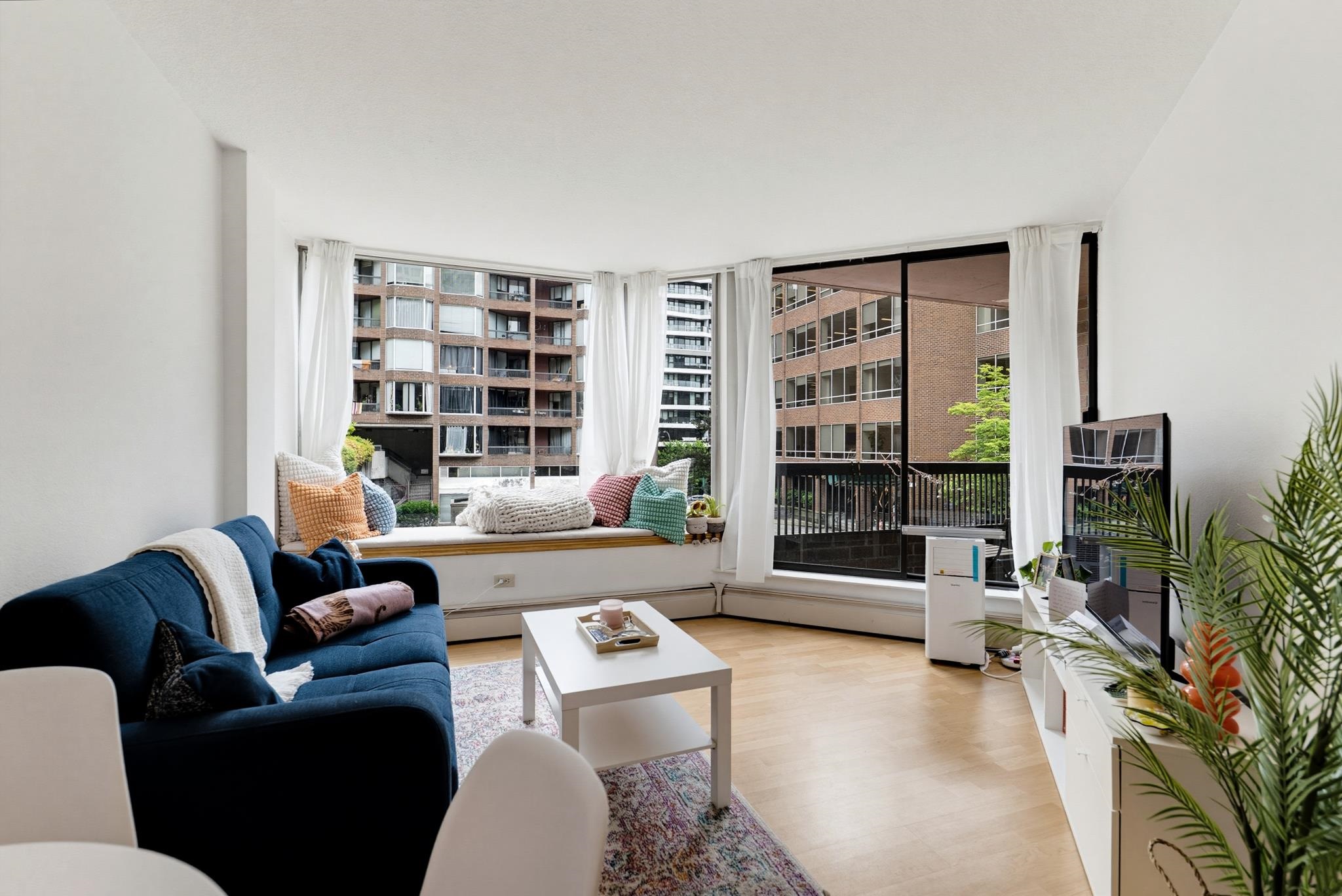 214 1330 Burrard Street - MLS&reg; # R3137341