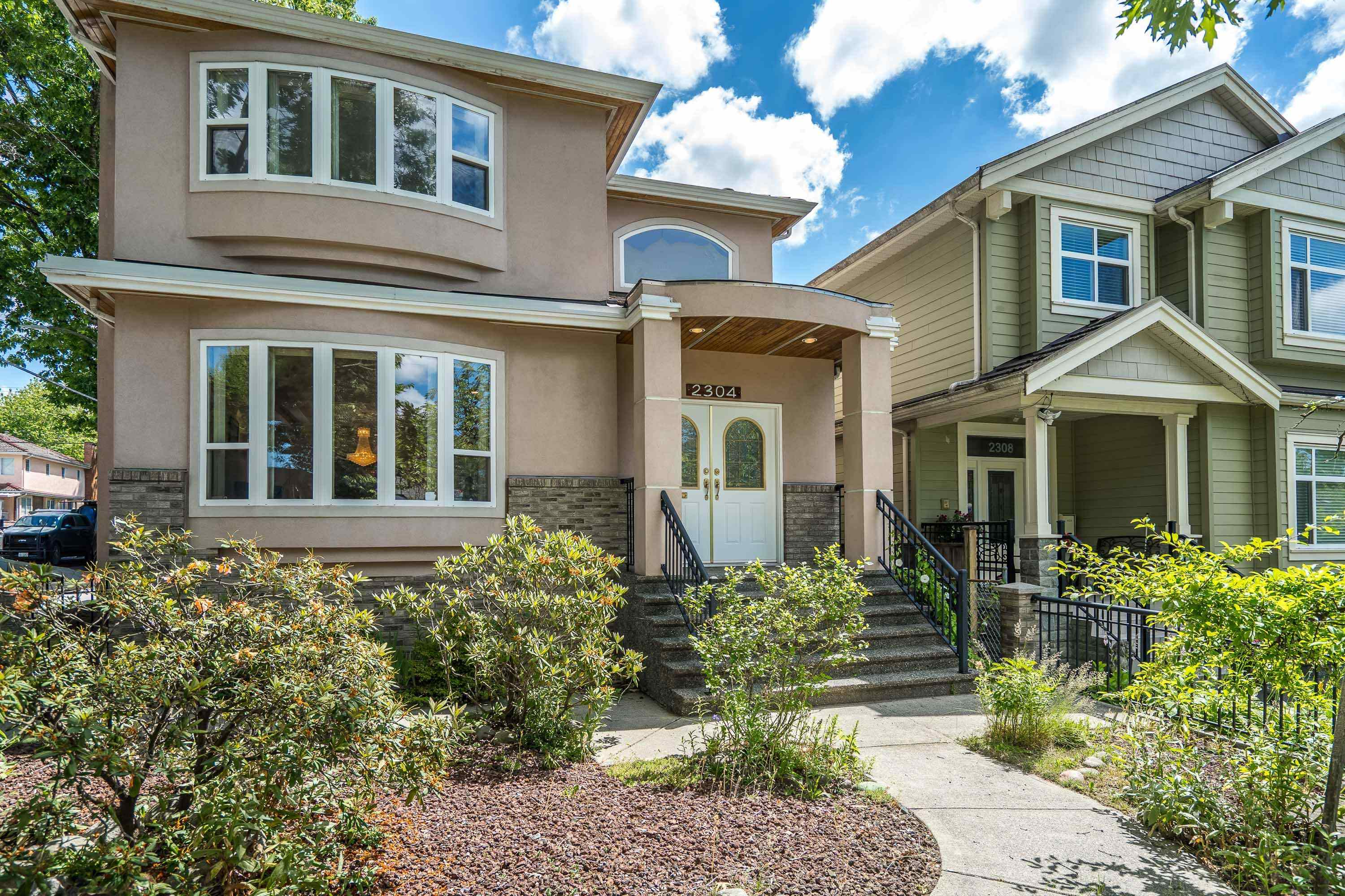  2304 Garden Drive - MLS&reg; # R3137751