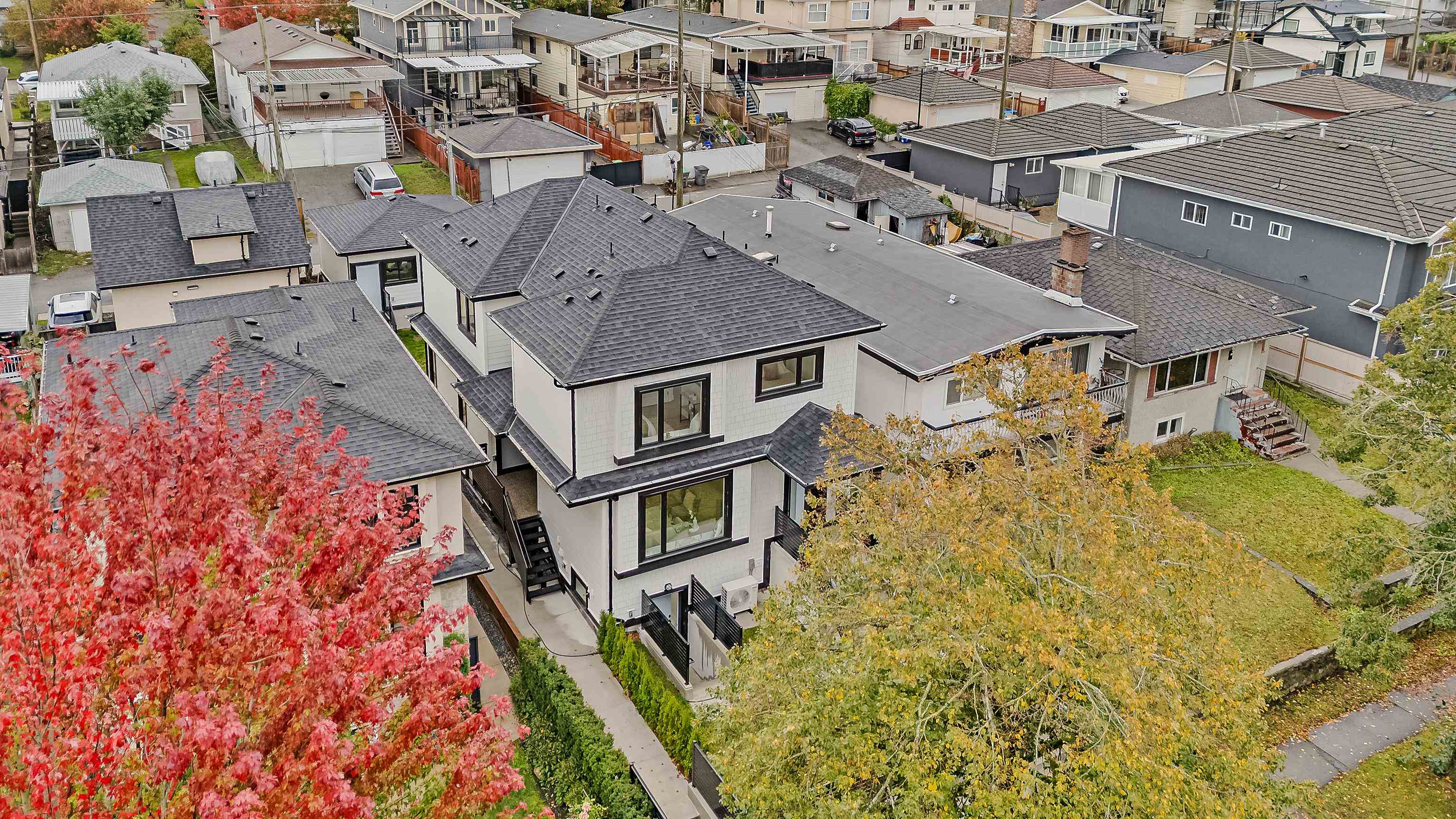  583 60th Avenue - MLS&reg; # R3138342