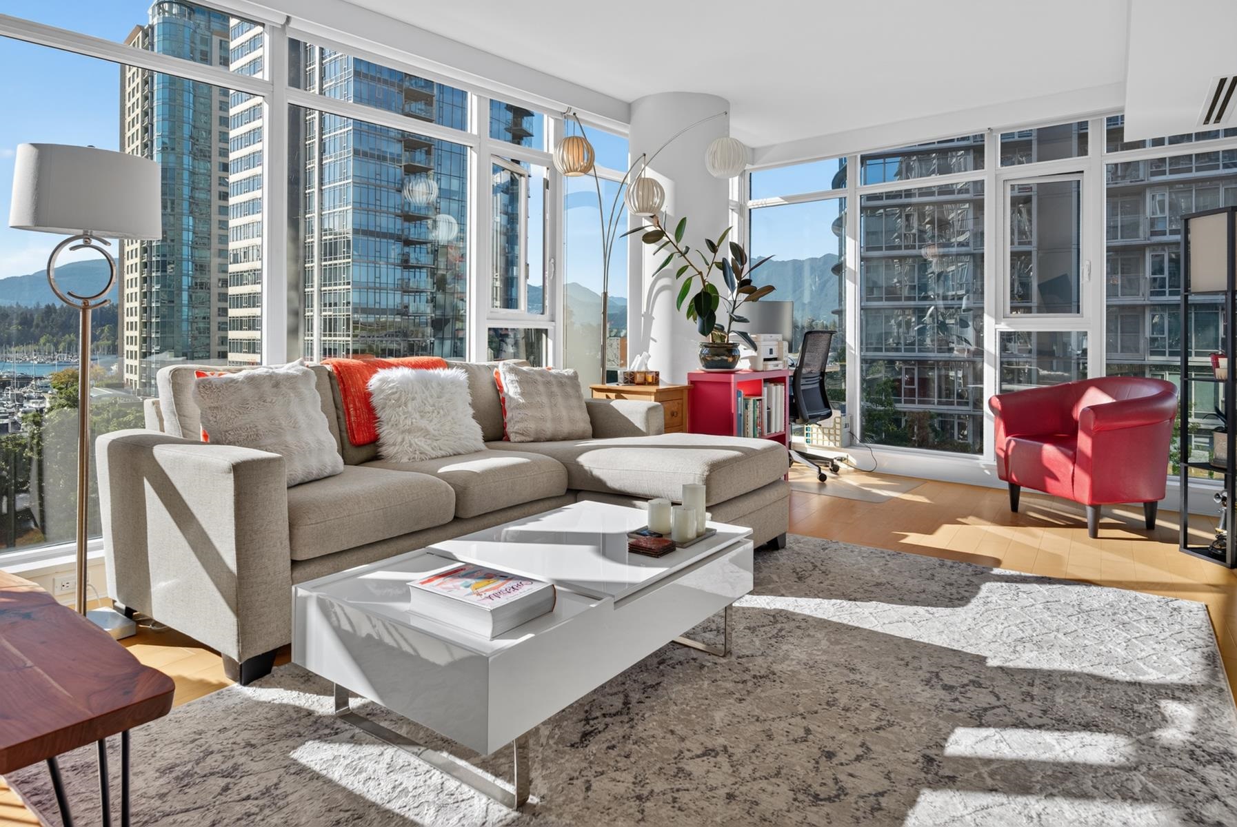702 1205 Hastings Street - MLS&reg; # R3138826