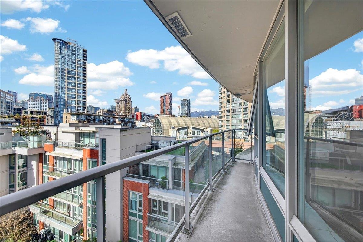 905 58 Keefer Place - MLS&reg; # R3139618
