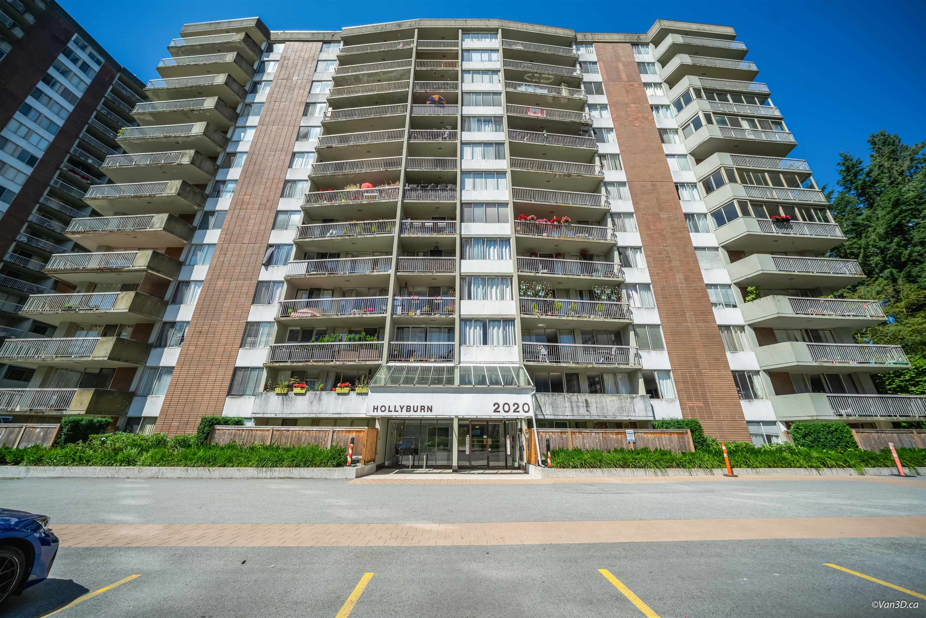207 2020 Fullerton Avenue - MLS&reg; # R3139712