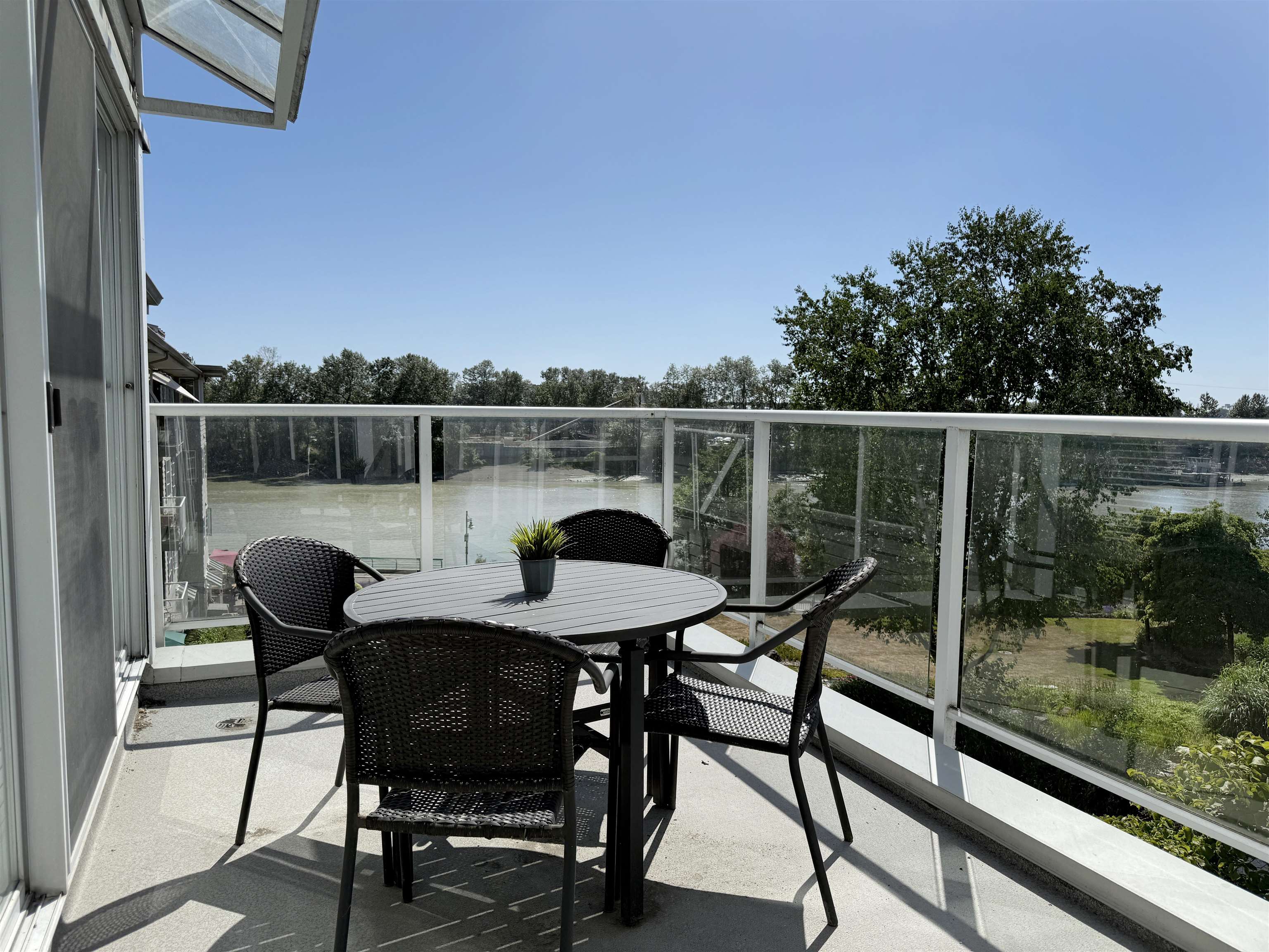 403 1990 E Kent Avenue - MLS&reg; # R3139835