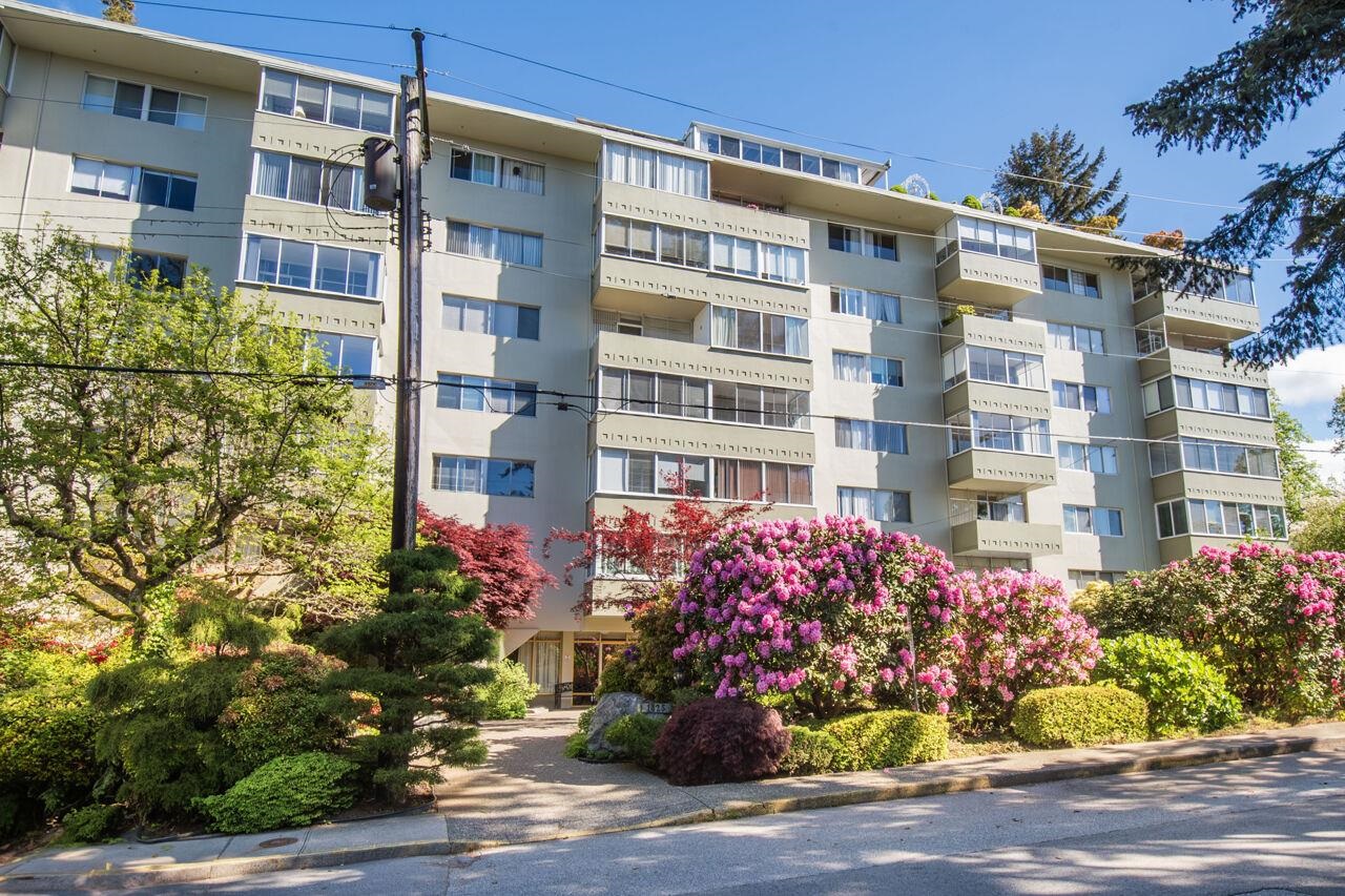 108 1425 Esquimalt Avenue - MLS&reg; # R3140715