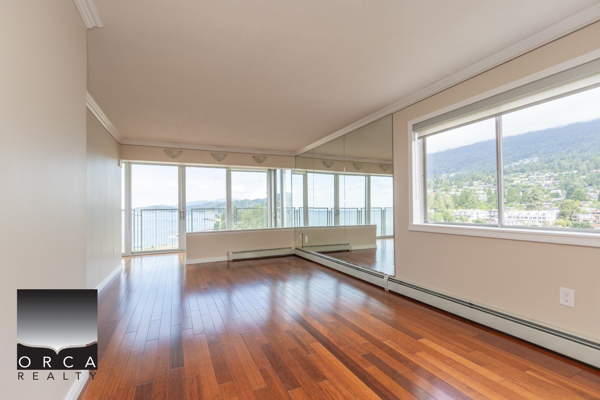 1204 150 24th Street - MLS&reg; # R3141892